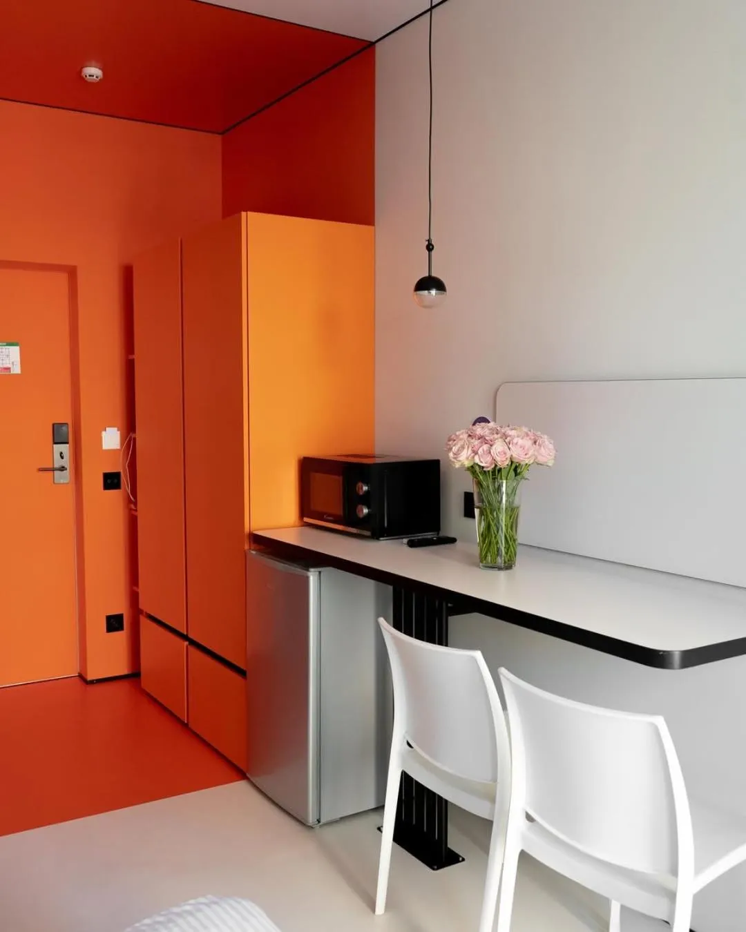 Kitchen or kitchenette in Ultramarinn Hotel