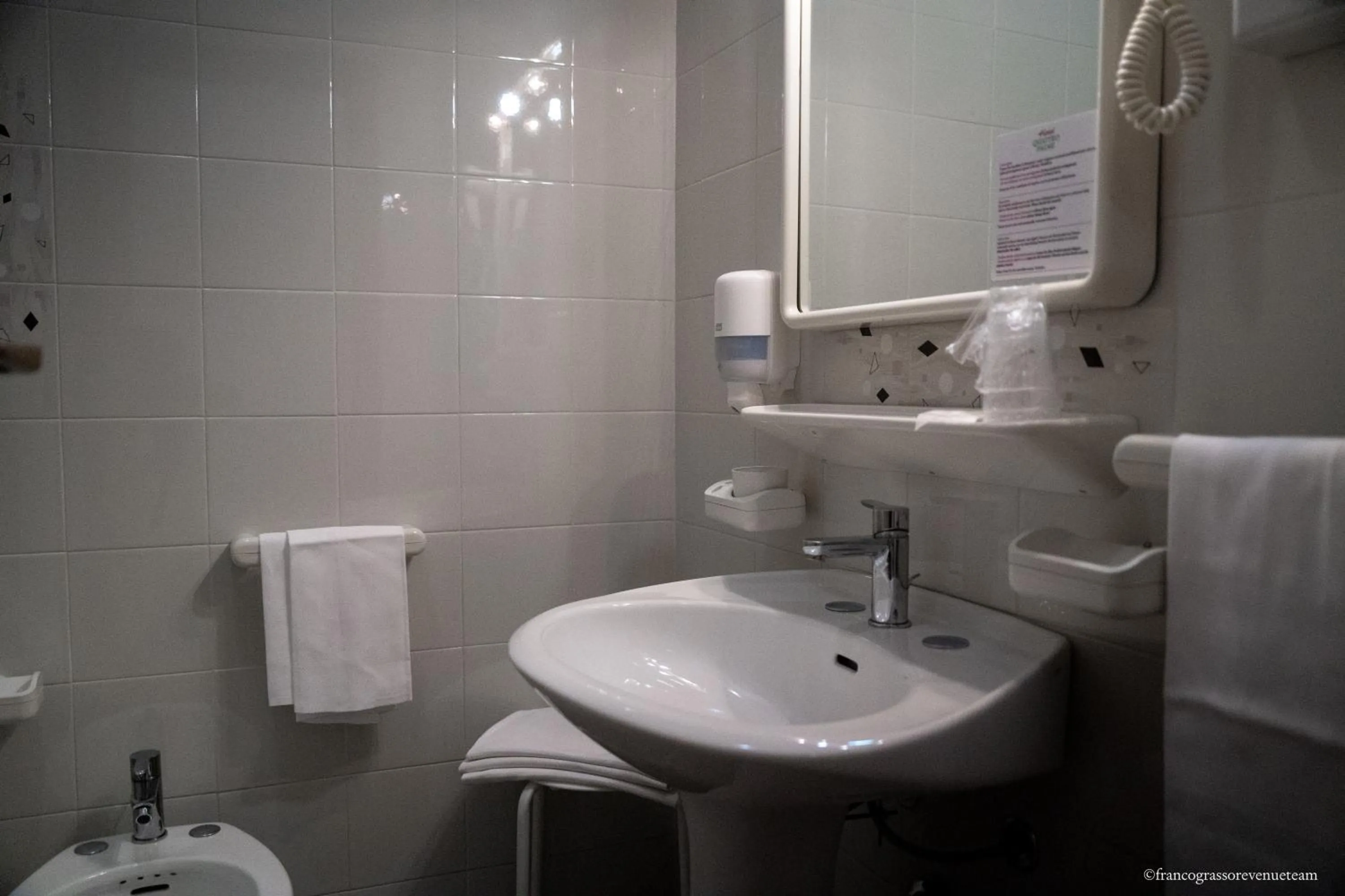 Bathroom in Hotel Quattro Palme