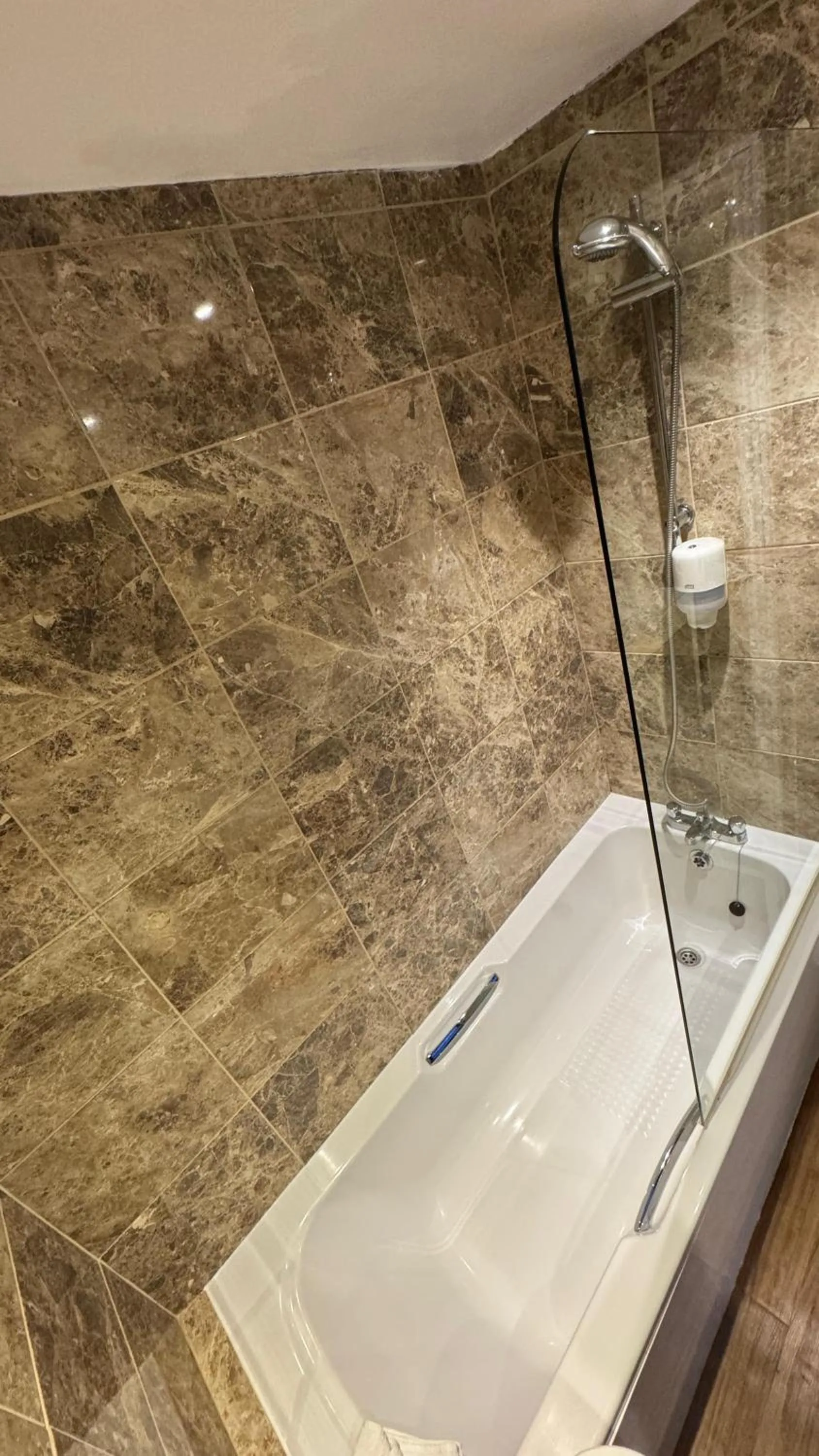 Bath in Hotel Celebrity Bournemouth East Cliff by Villare hotels