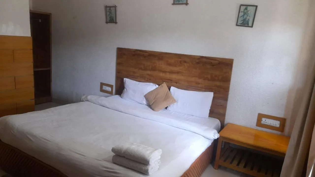 Bed in Corbett Call Resort