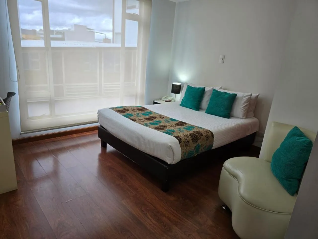 Bed in Hotel Castellana 100 Bogota By Hoteles Confort 80