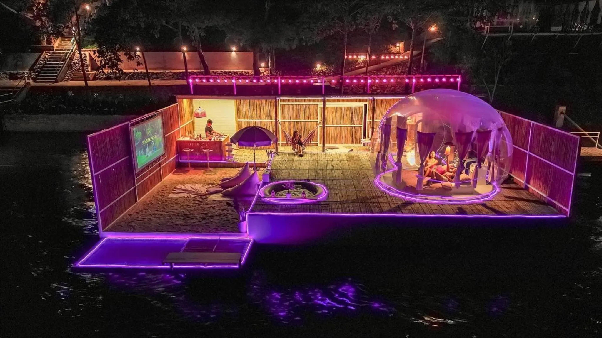 The Three Bubble Houses