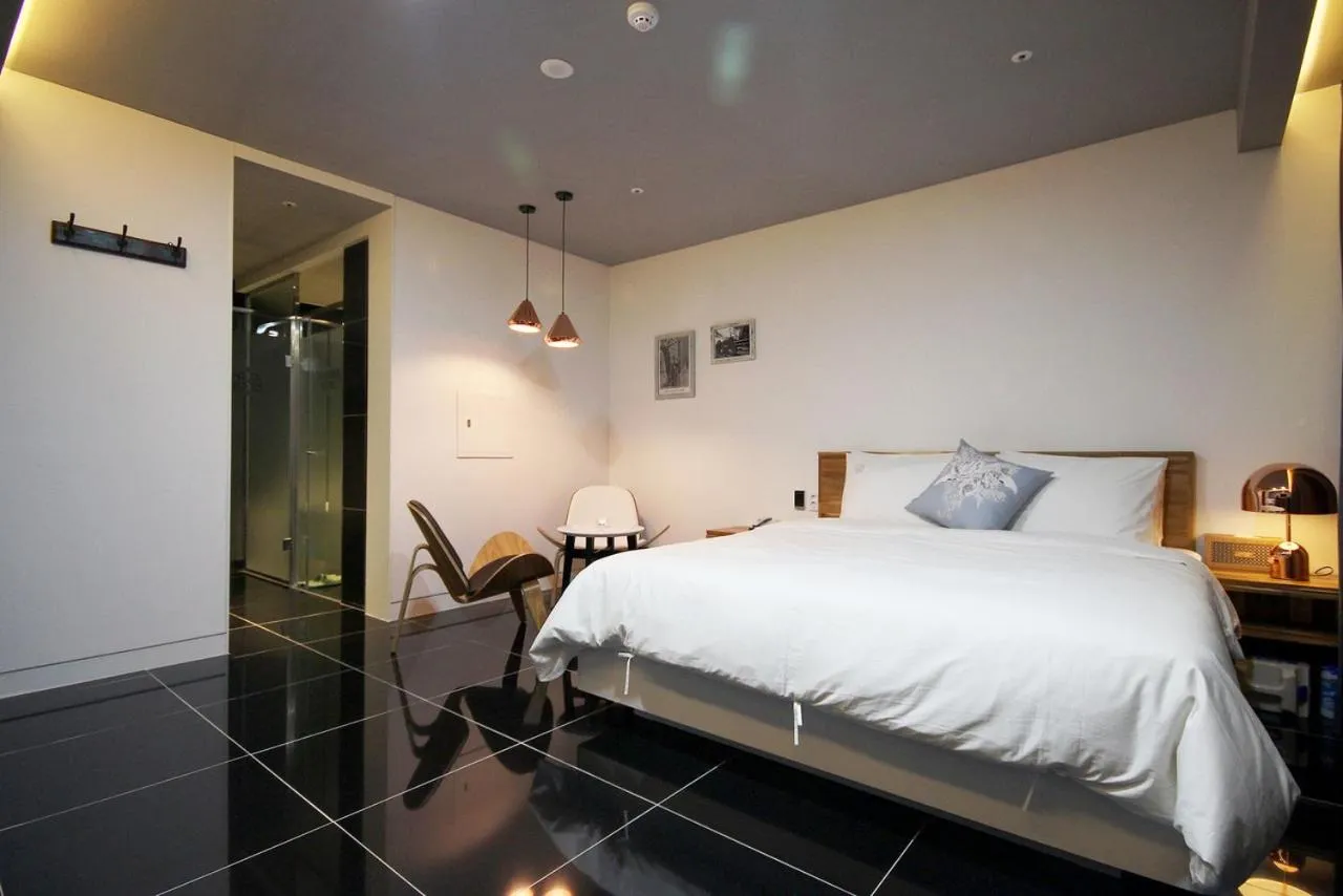 Bed in Ulsan Samsan Pandora Hotel