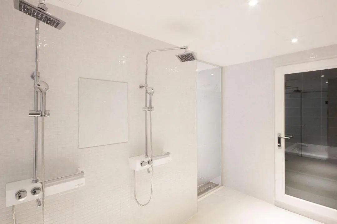 Shower in Ulsan Samsan Pandora Hotel