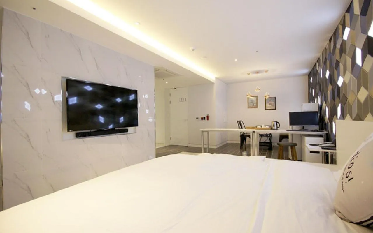 Bed in Ulsan Samsan Pandora Hotel