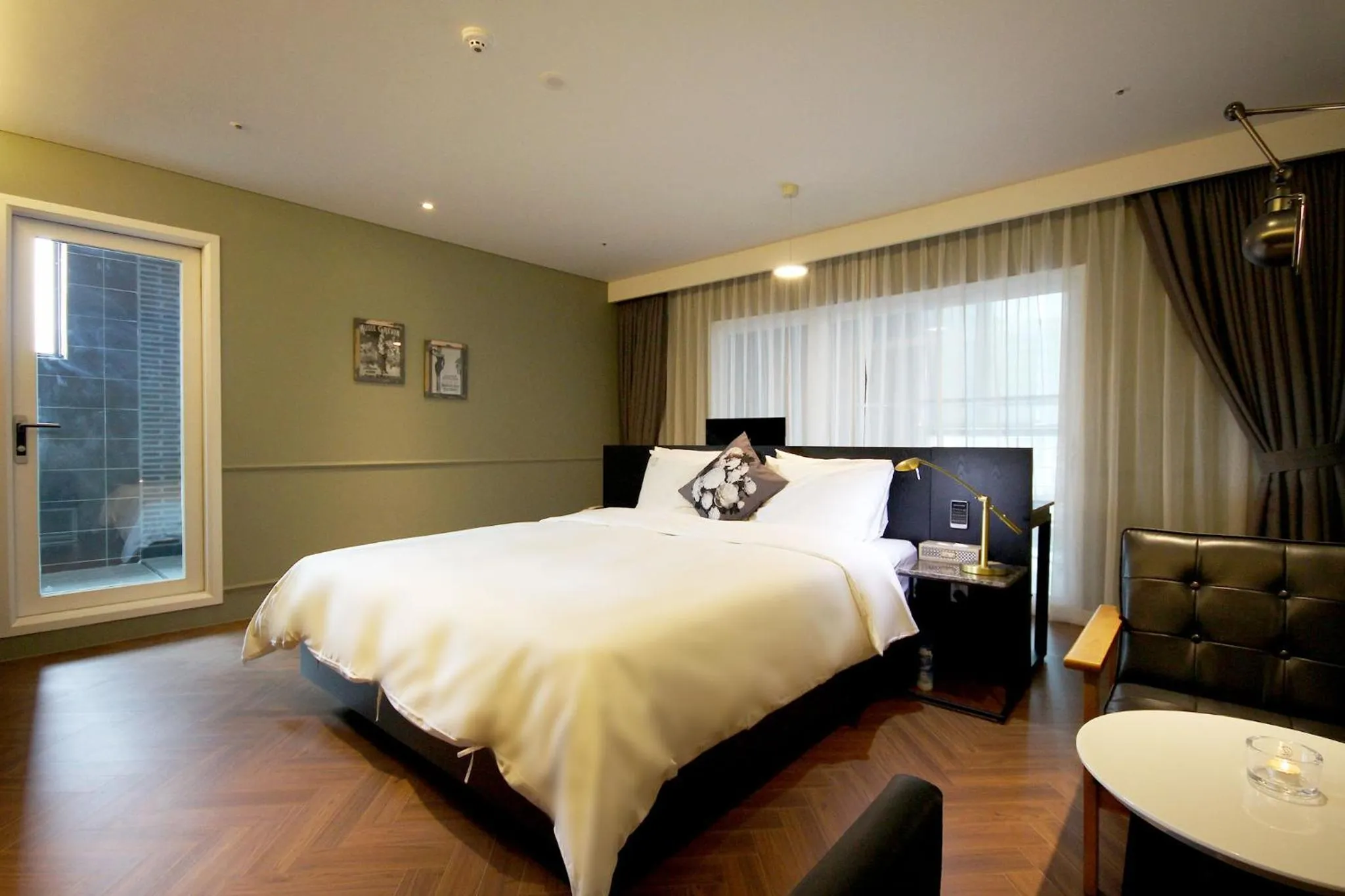 Bed in Ulsan Samsan Pandora Hotel