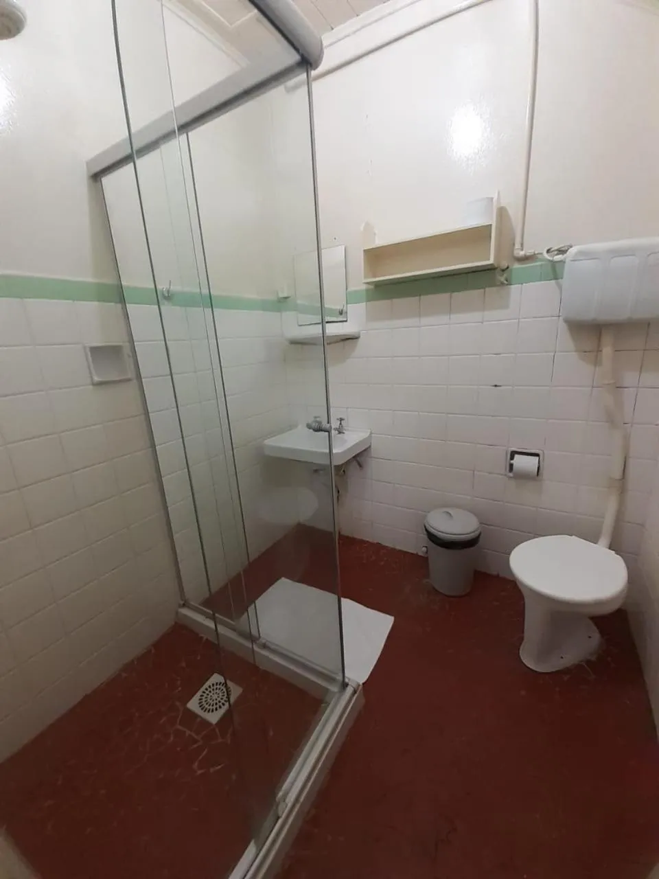 Bathroom in Pousada Vista do Lago - HOSTEL