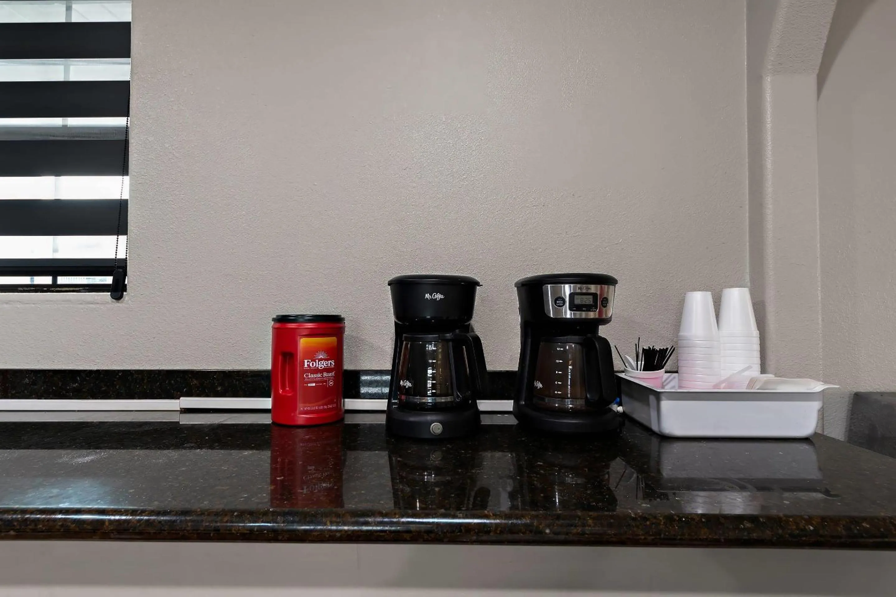 Breakfast in Econo Lodge Inn & Suites Laredo - Nuevo Laredo