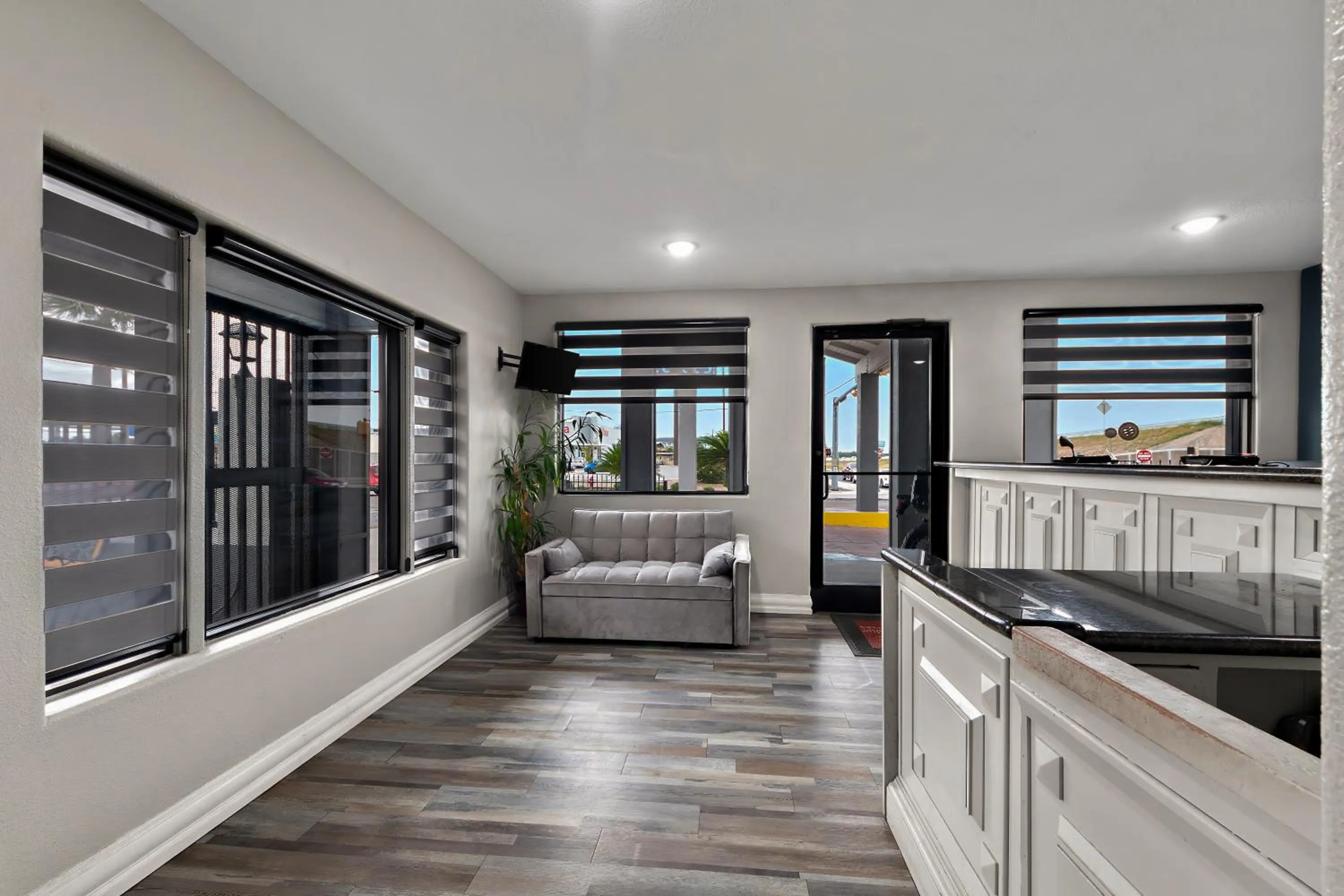 Econo Lodge Inn & Suites Laredo - Nuevo Laredo