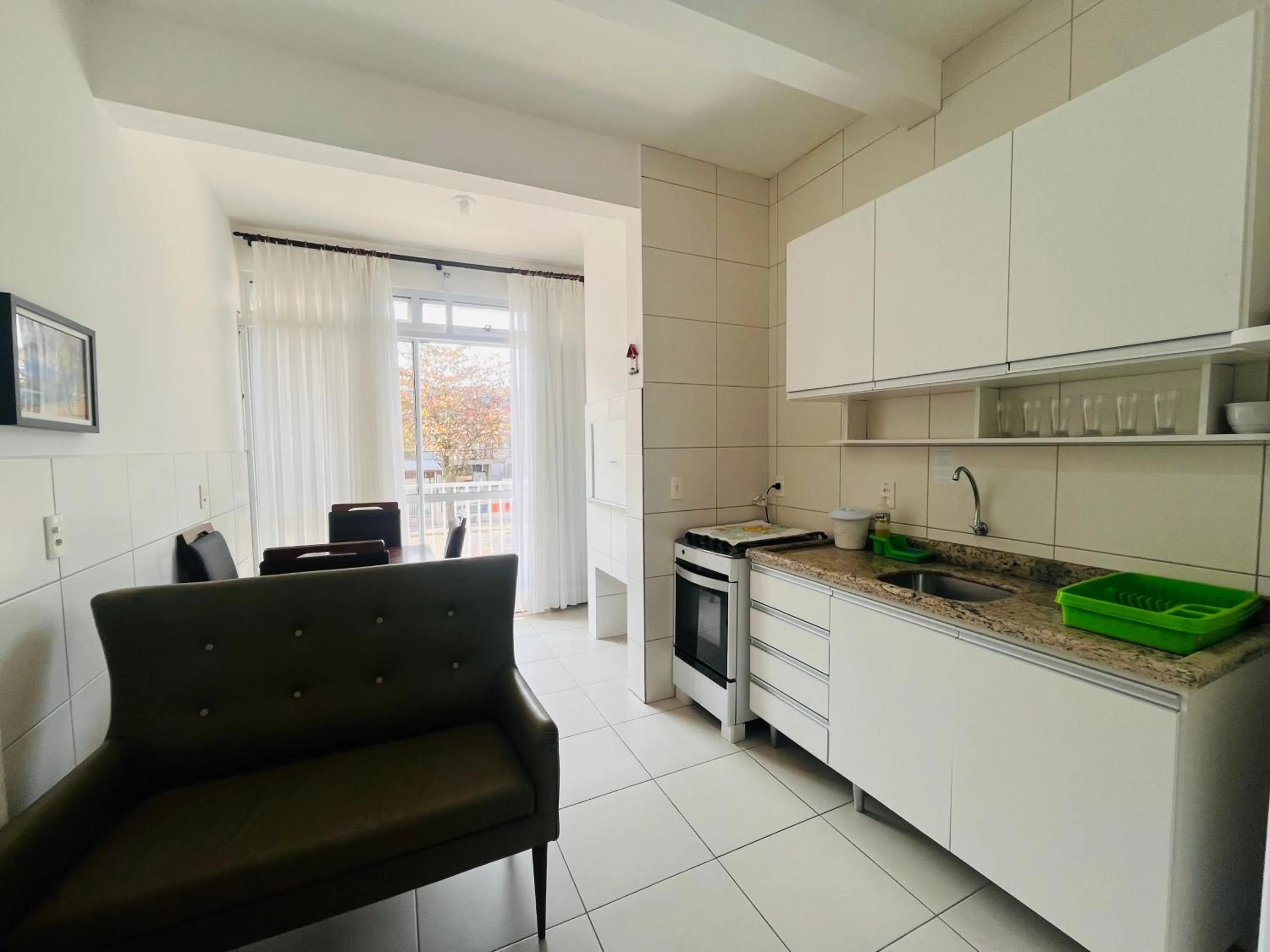 Kitchen or kitchenette in Pousada Kindermann - Jurerê