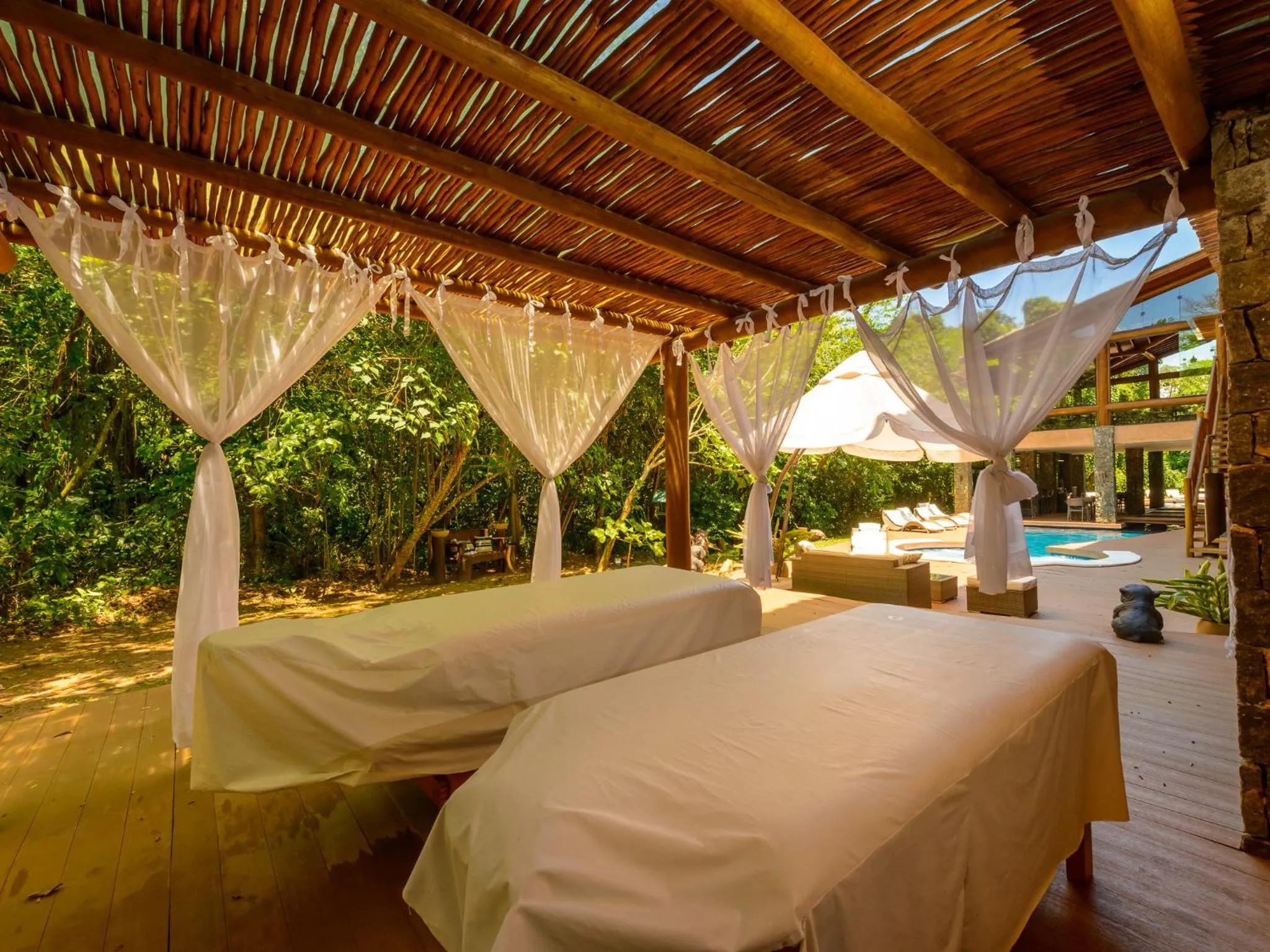 Massage, Bed in Kalango Hotel Boutique