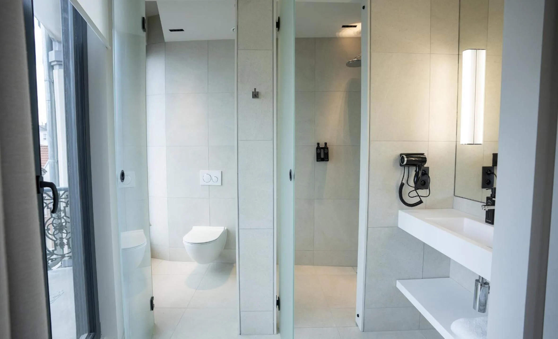 Bathroom in OPO Hotel