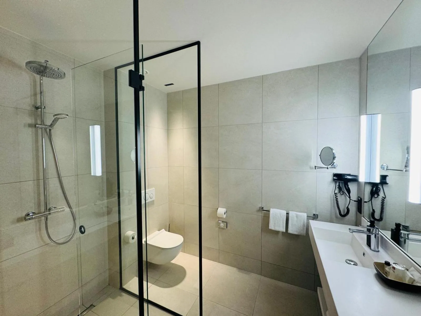 Bathroom in OPO Hotel