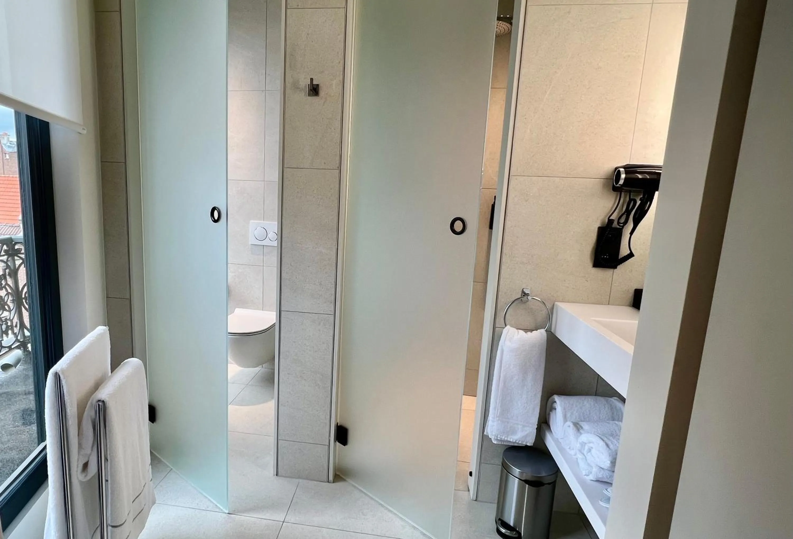 Bathroom in OPO Hotel