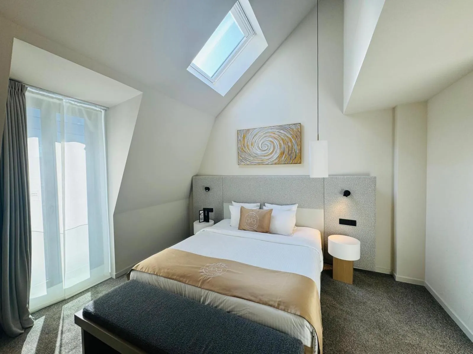 Photo of the whole room, Bed in OPO Hotel