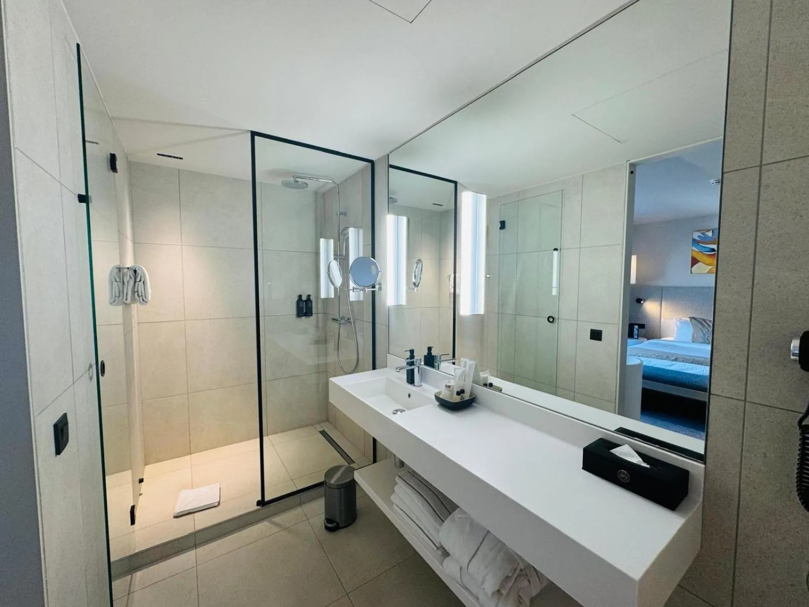 Bathroom in OPO Hotel