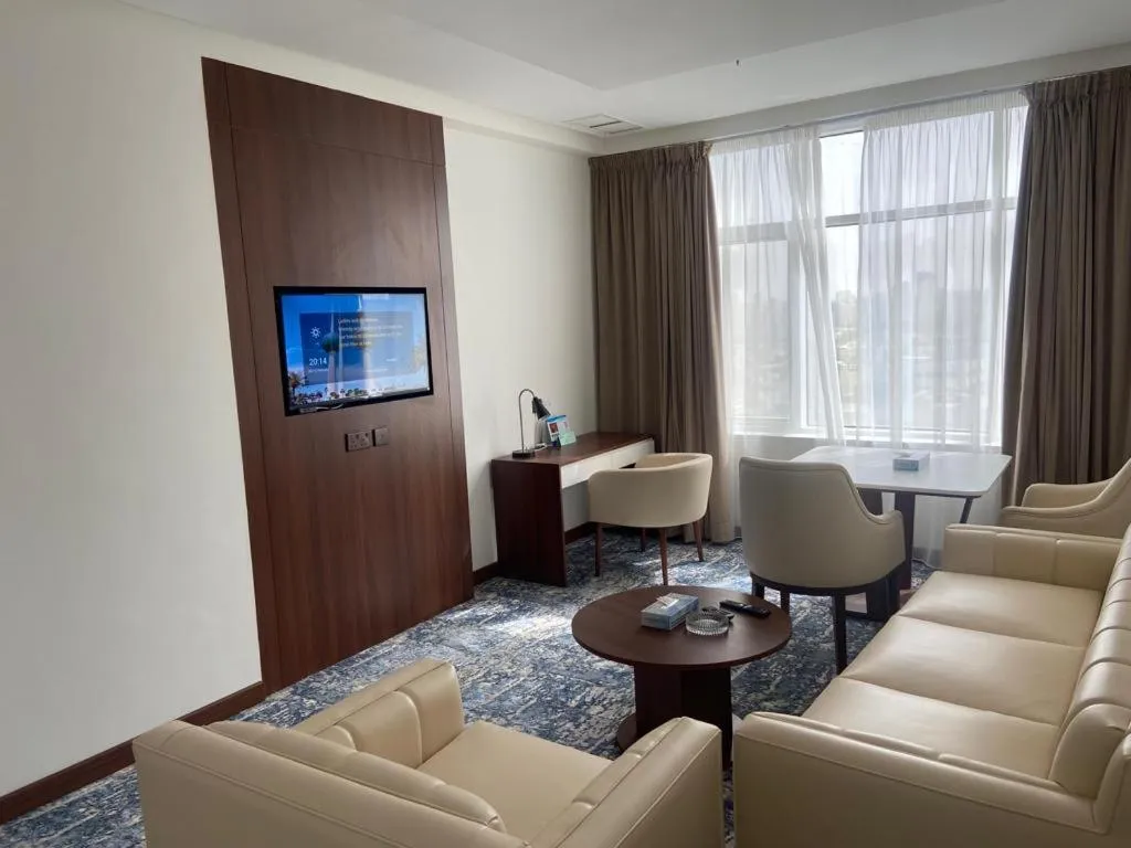 TV and multimedia in Dolphin Continental Hotel