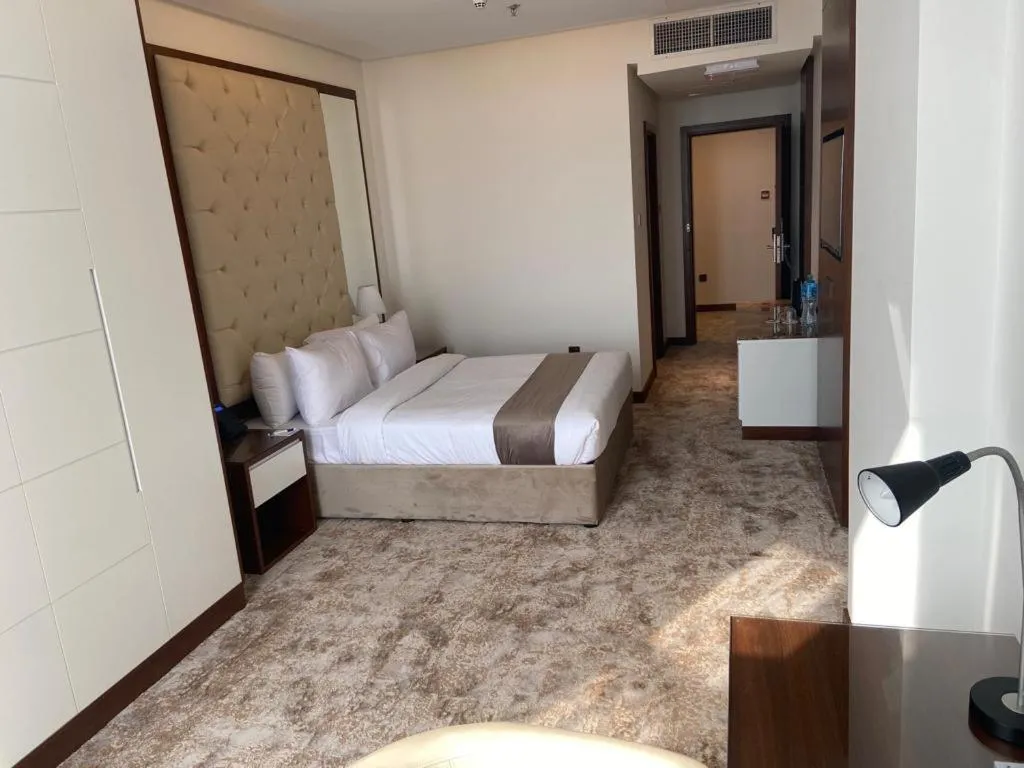 Bedroom, Bed in Dolphin Continental Hotel