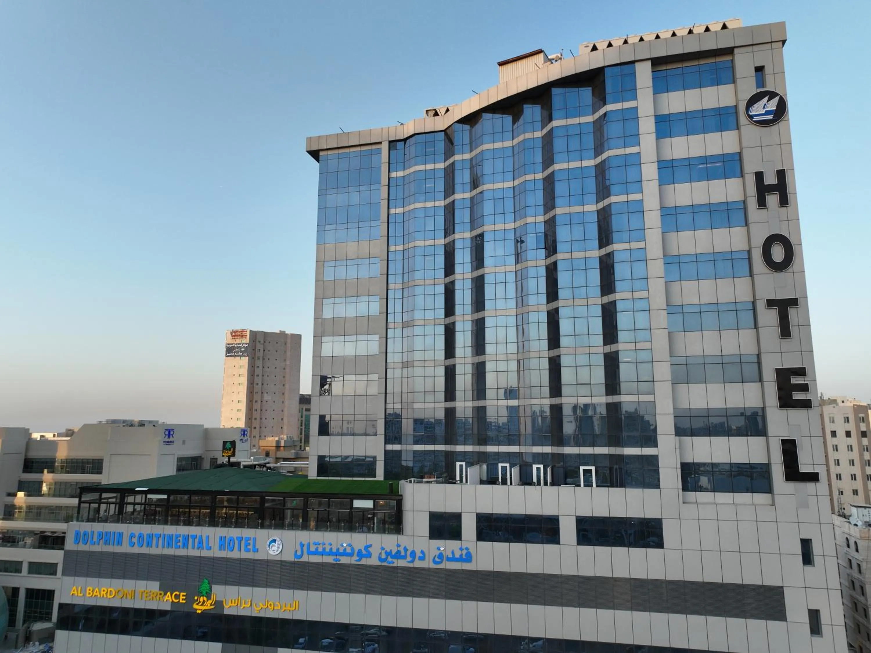 Dolphin Continental Hotel