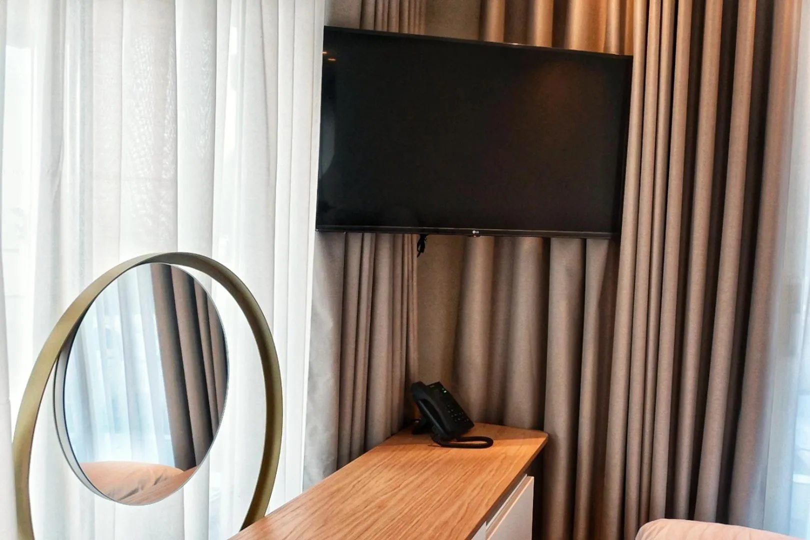 Balance Accommodation