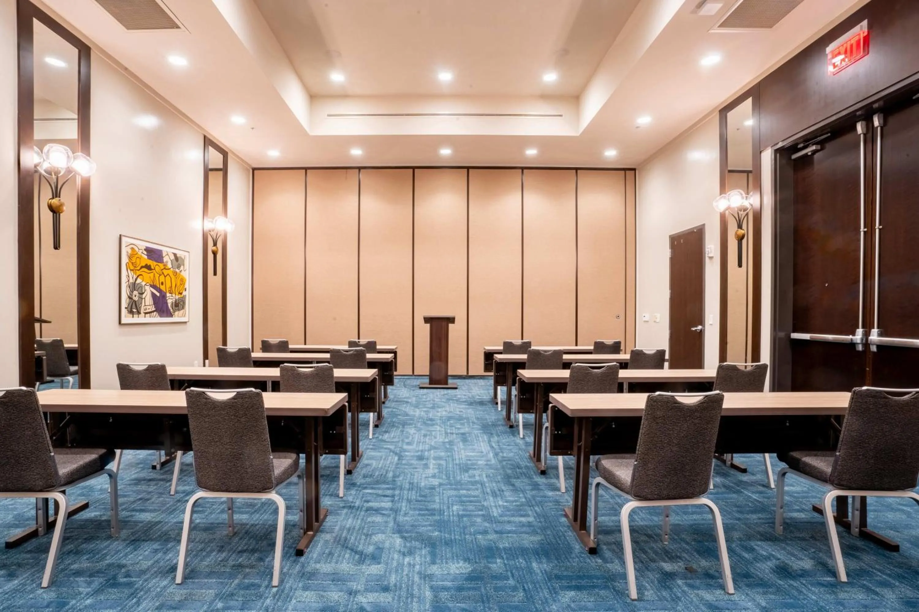 Meeting/conference room in Hutton Hotel