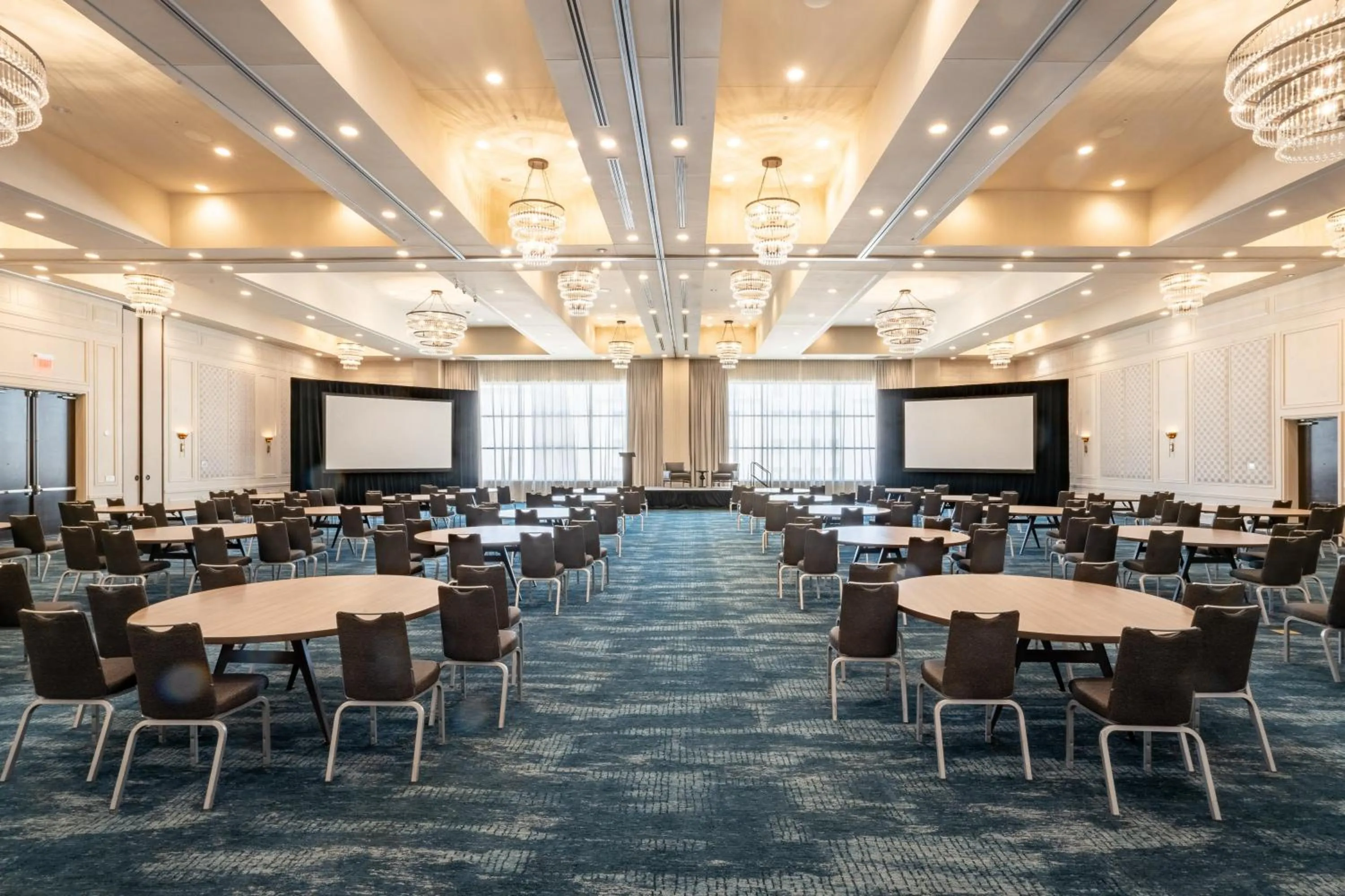 Meeting/conference room in Hutton Hotel
