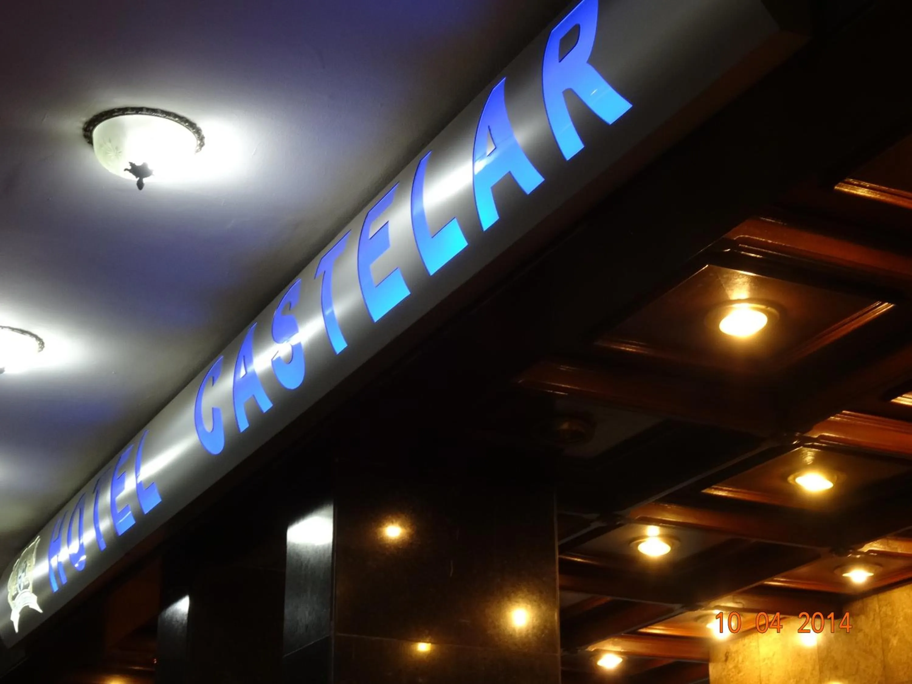 Facade/entrance in Hotel Castelar