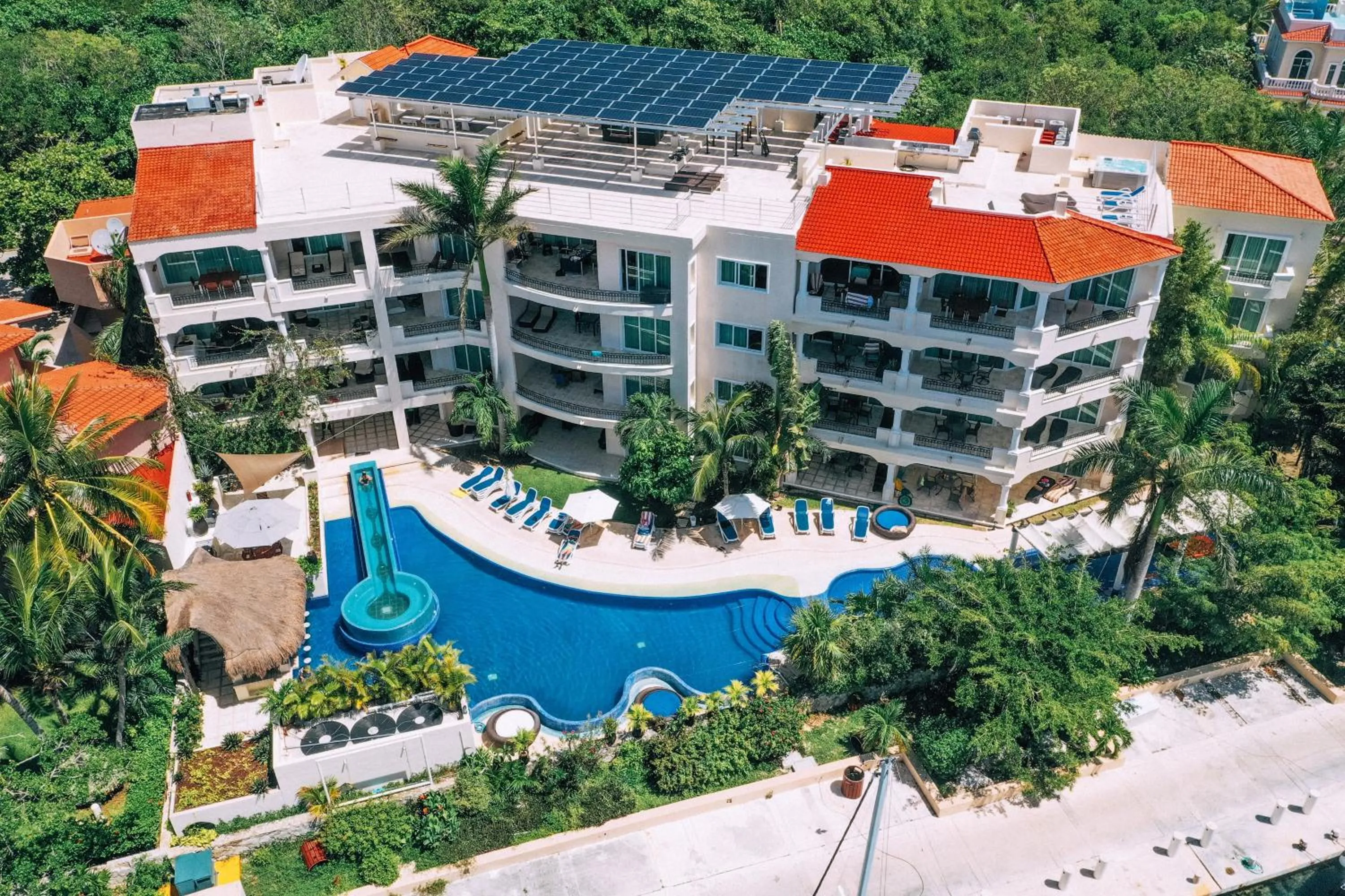 Bird's eye view in Aventuras Club