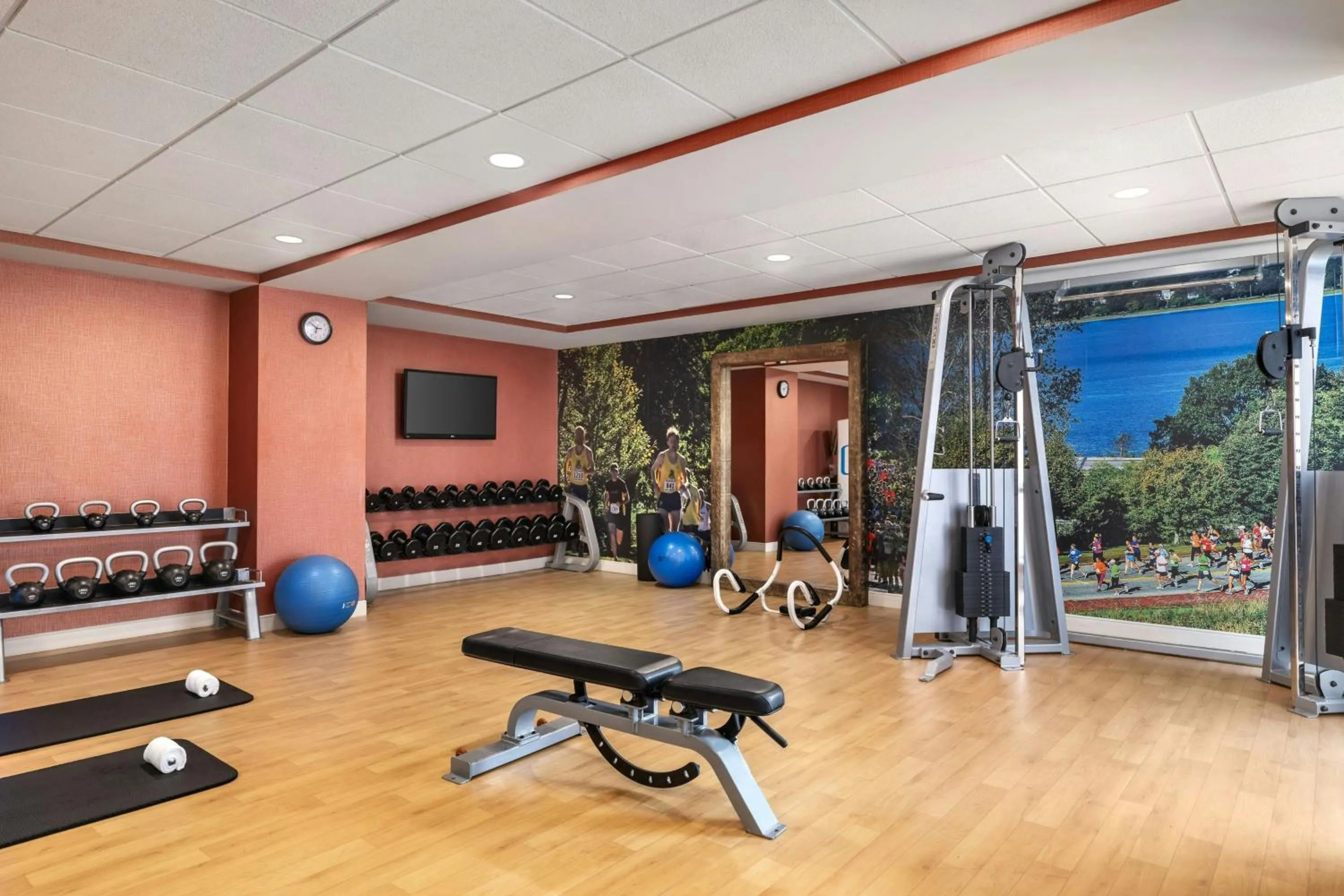 Fitness centre/facilities in Courtyard by Marriott Portland Downtown/Waterfront