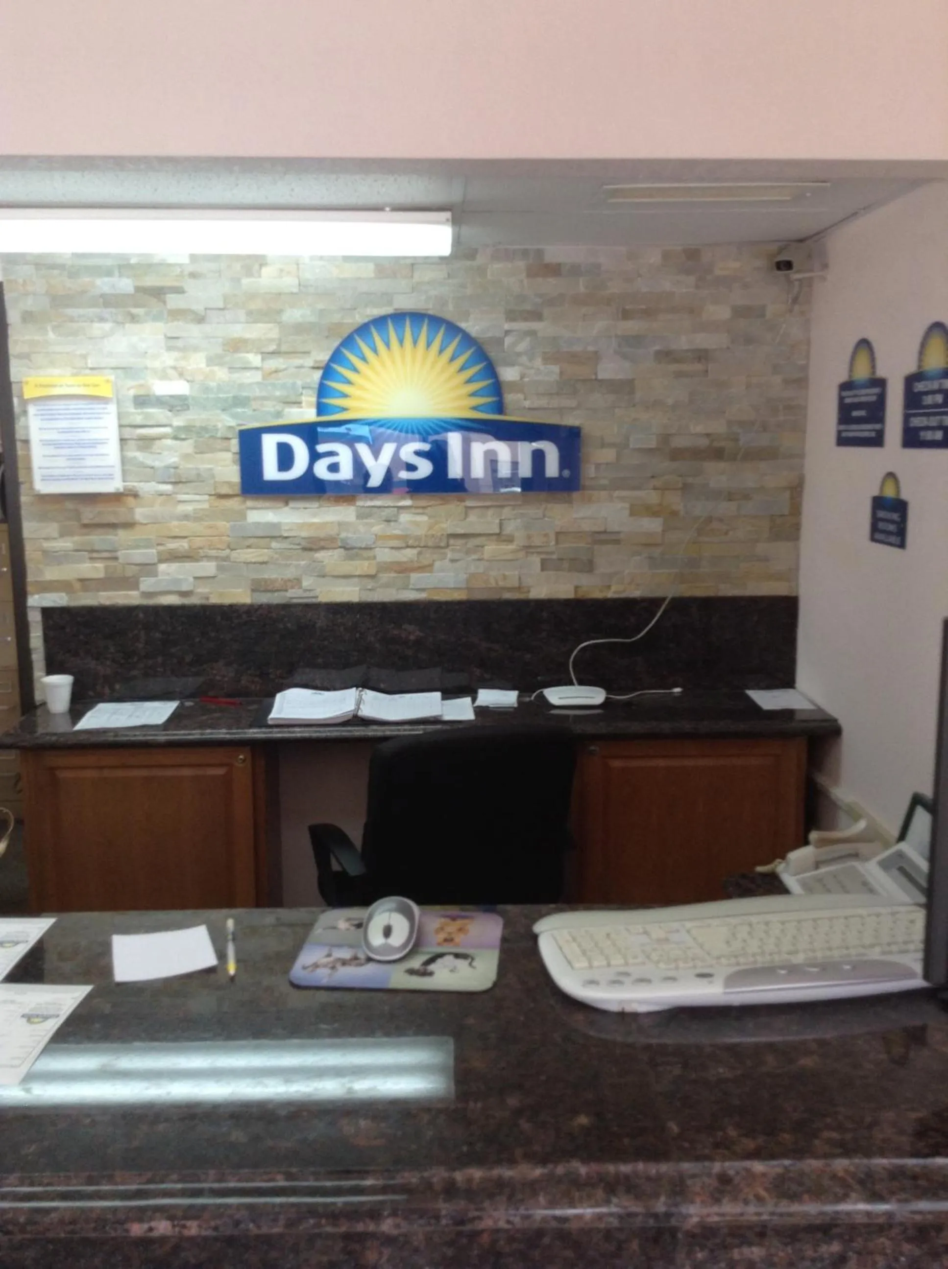 Lobby or reception in Days Inn by Wyndham Mason City