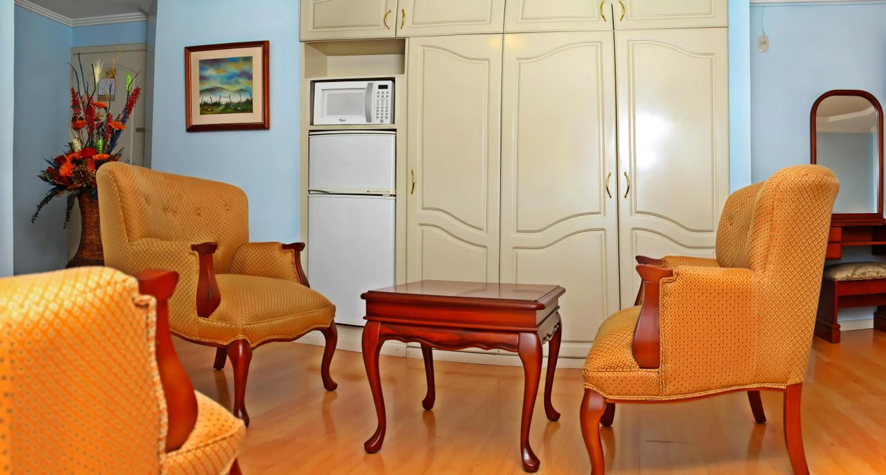 Living room in Hotel Yanuncay