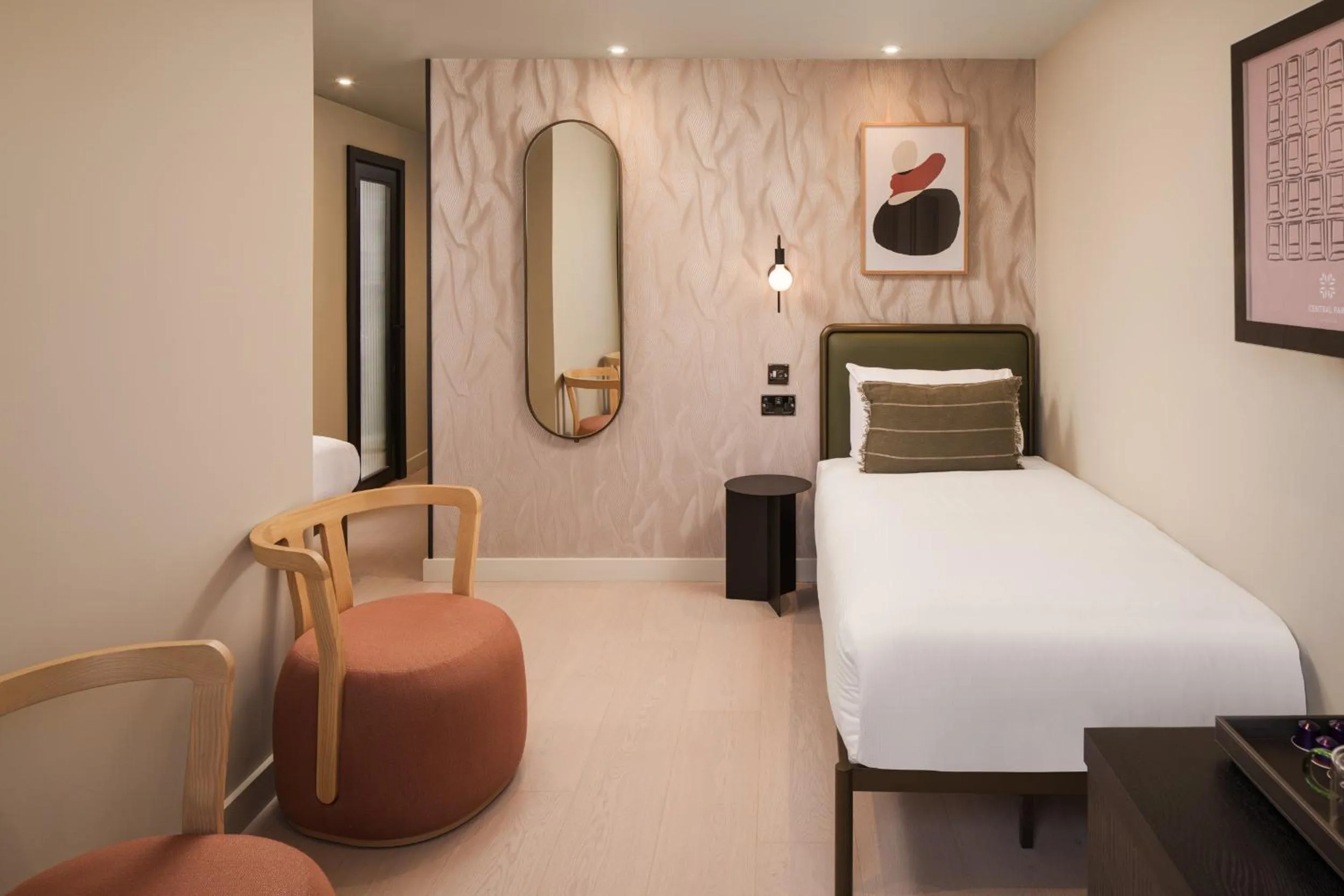 Bed in Central Park Hotel