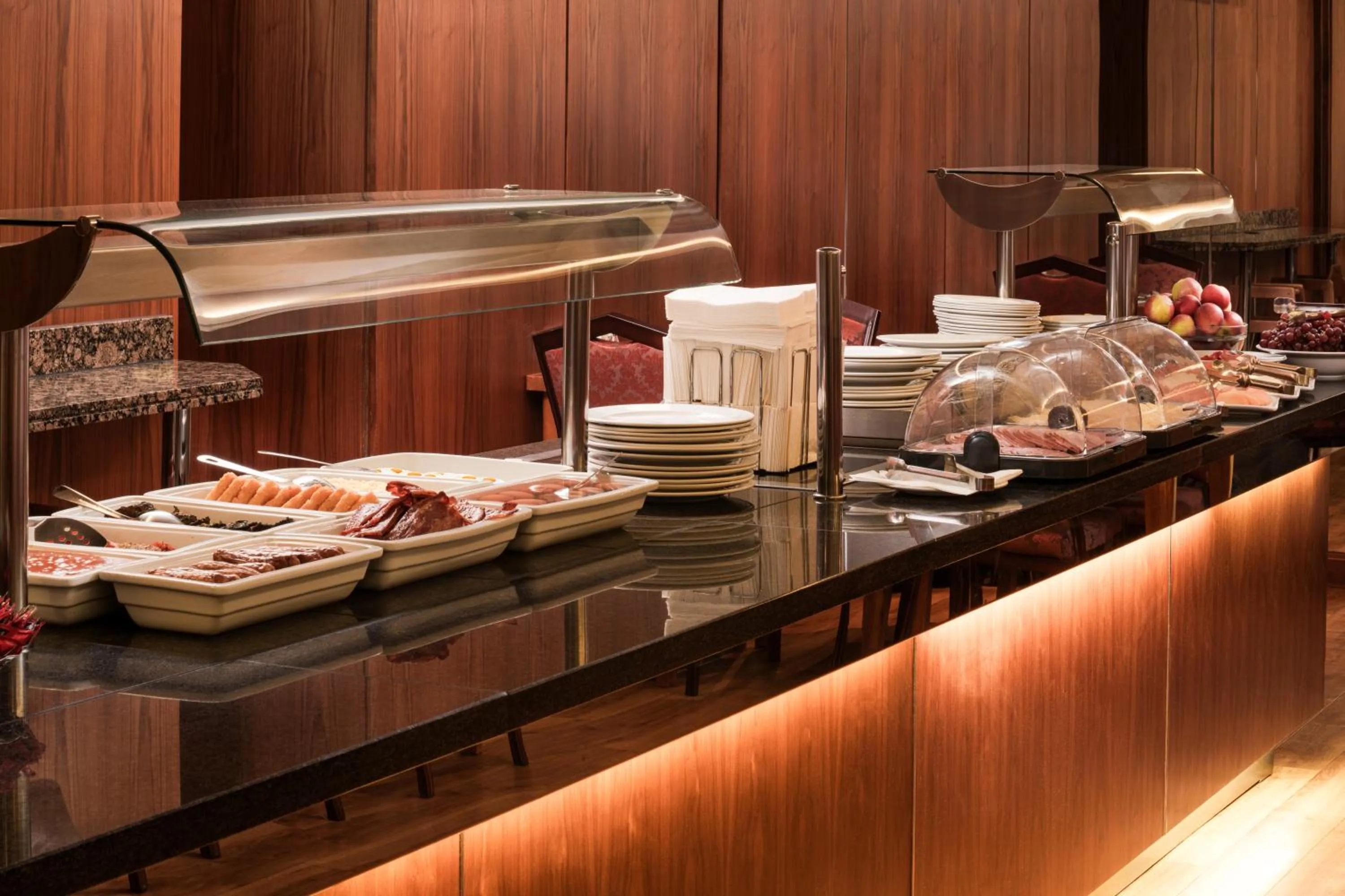 Breakfast in Central Park Hotel