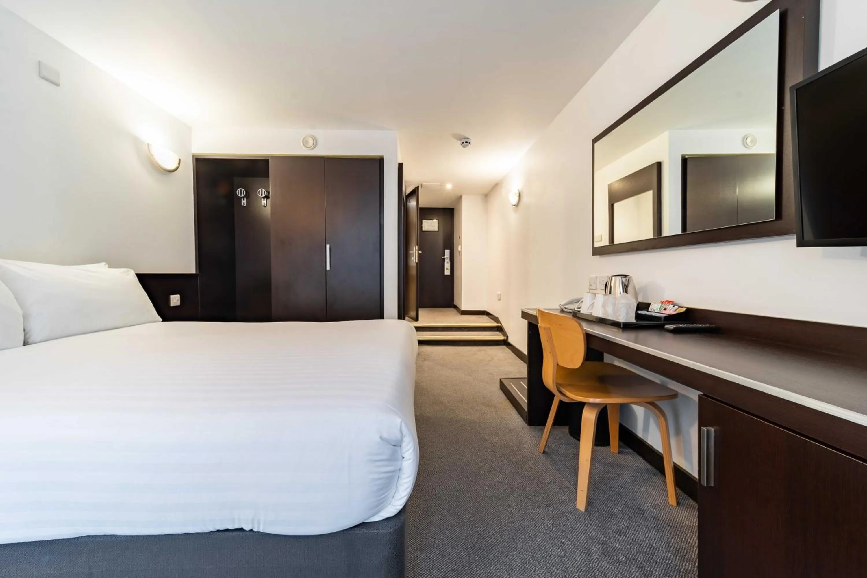 Bed in Central Park Hotel