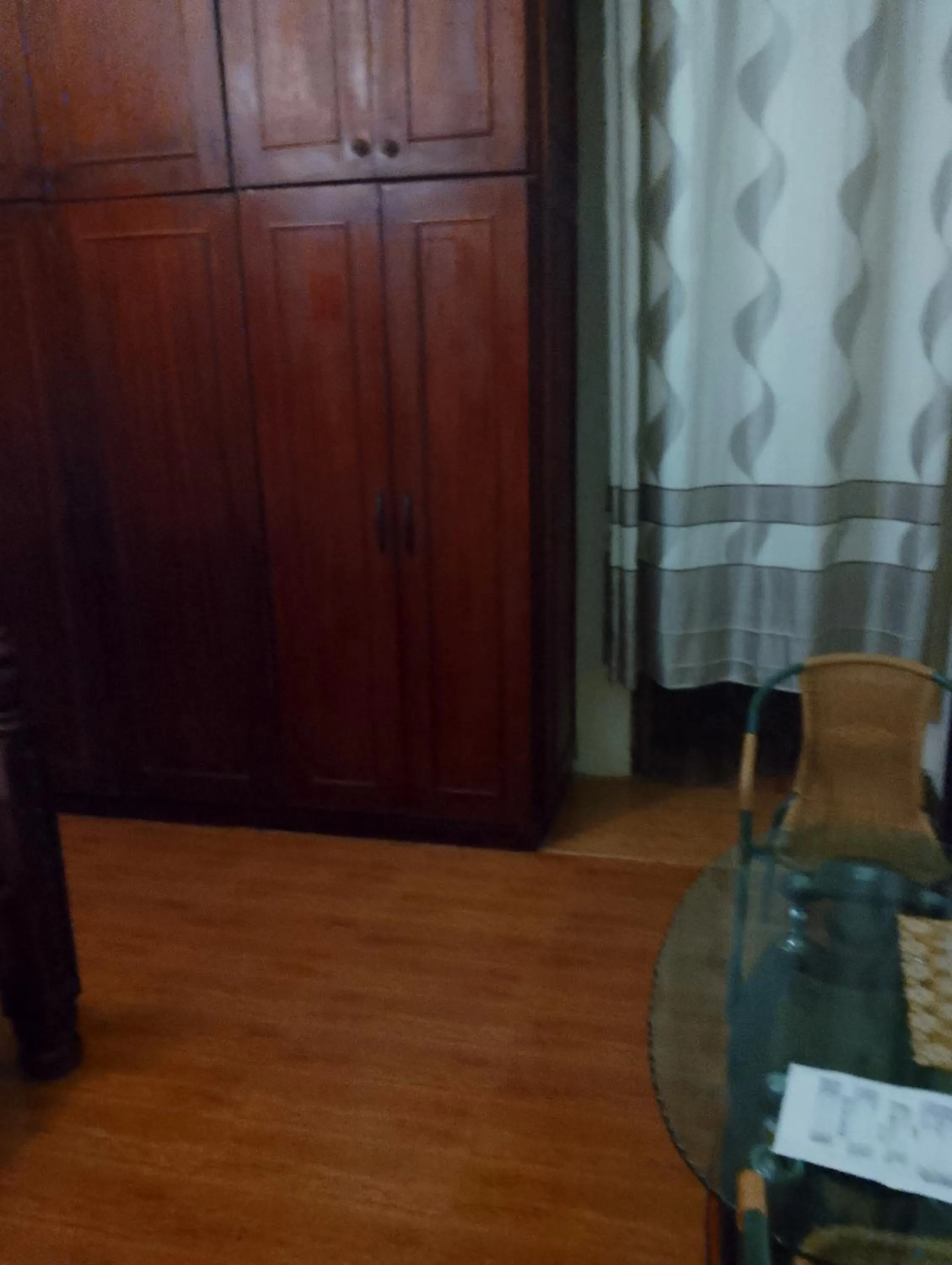 hair dresser in DISCOVERY COURTS HOTEL