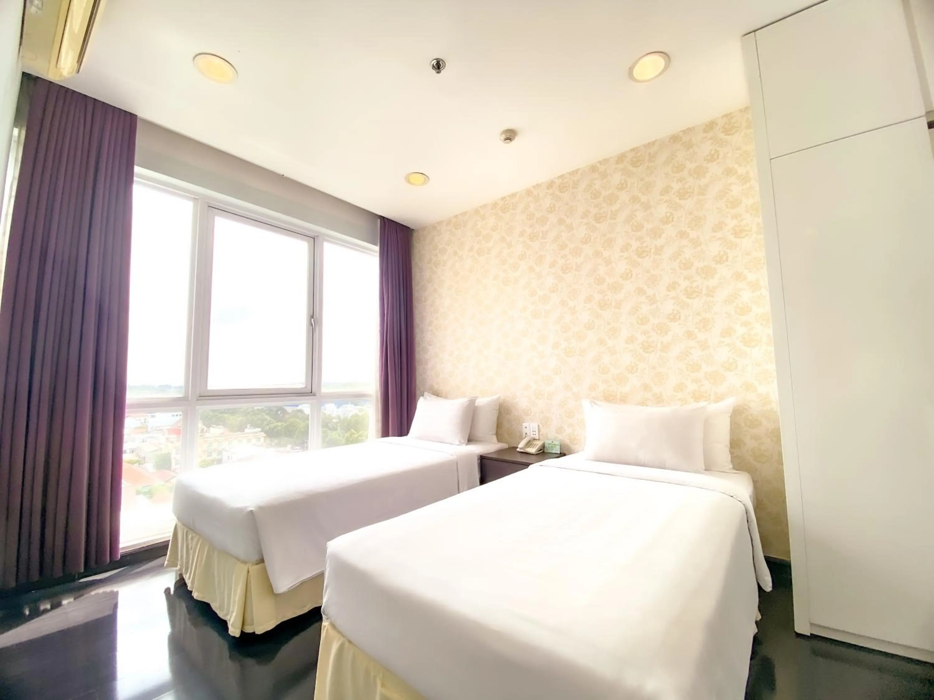 Bed in Becamex Hotel Thu Dau Mot