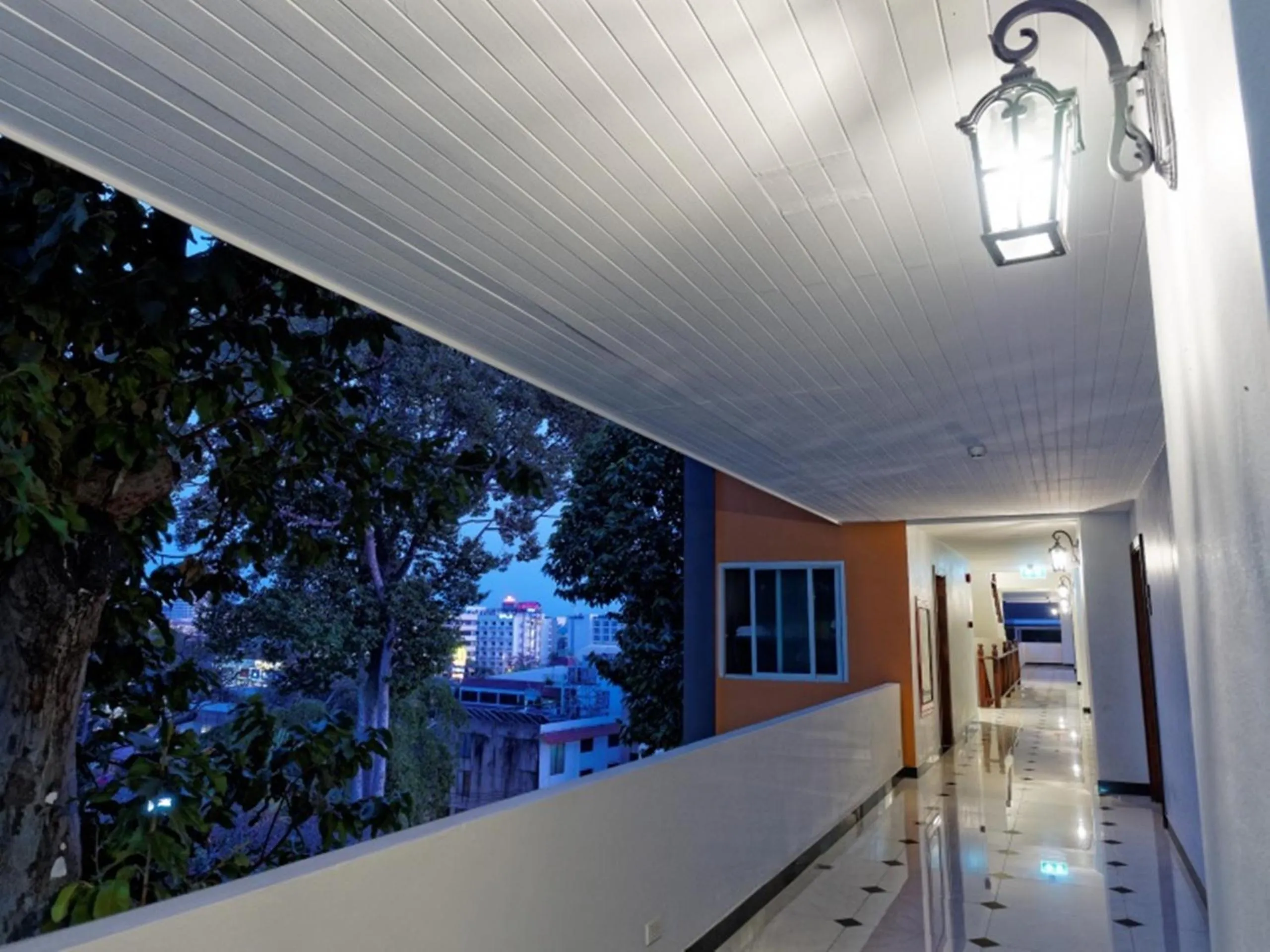 Facade/entrance in Pattaya Blue Sky