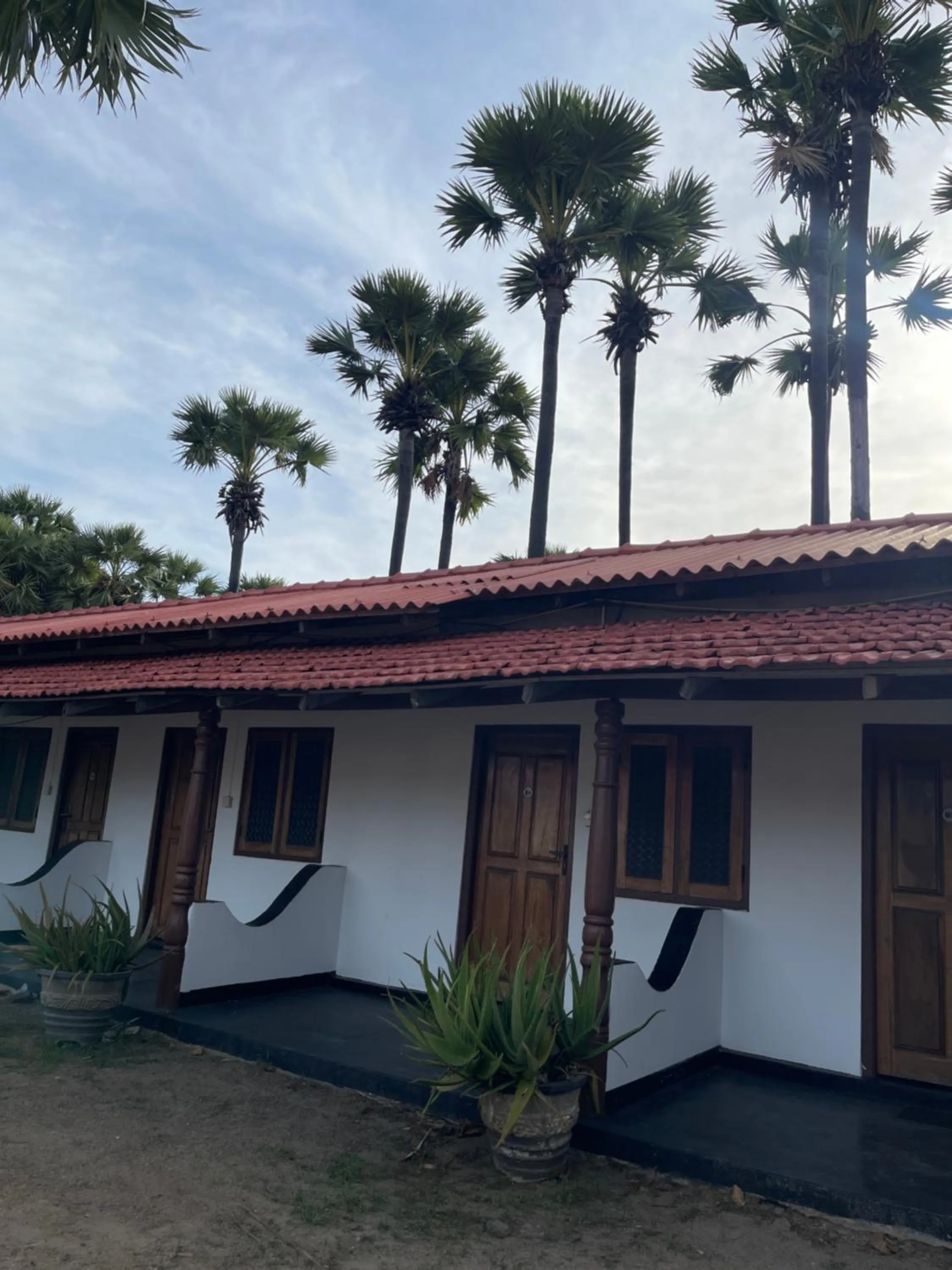 Anandas Beach Resort