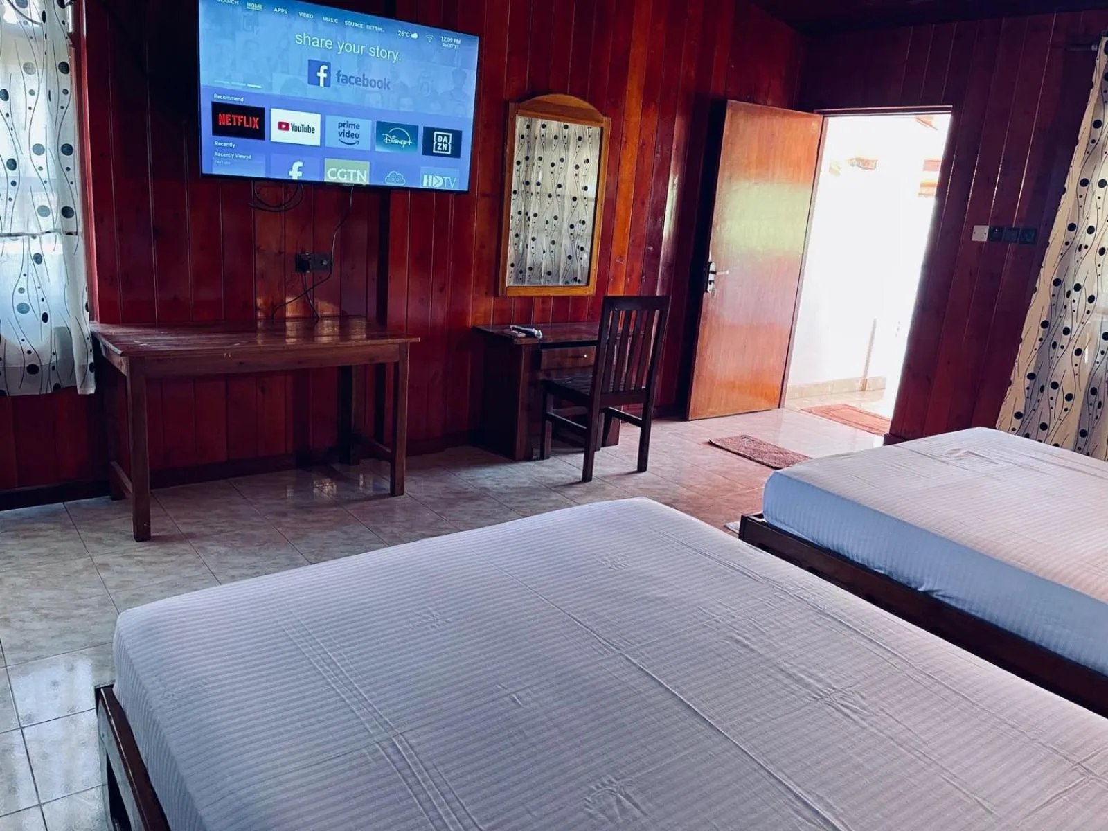 Bed in Anandas Beach Resort