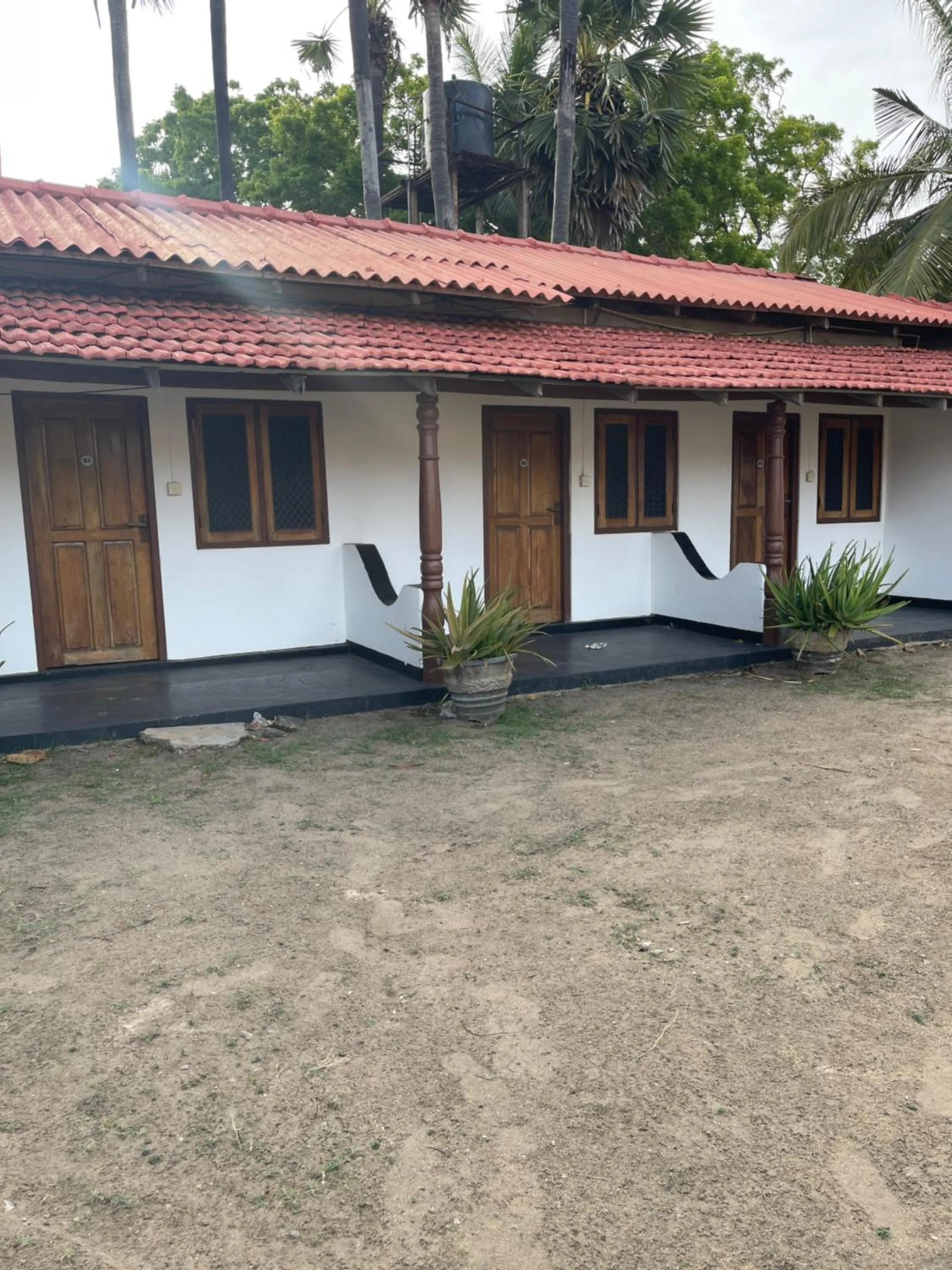 Anandas Beach Resort