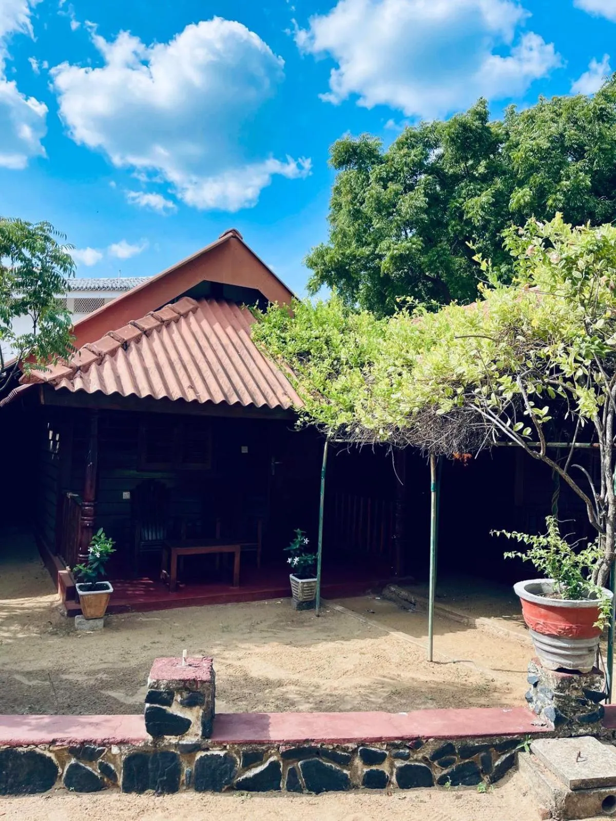 Anandas Beach Resort