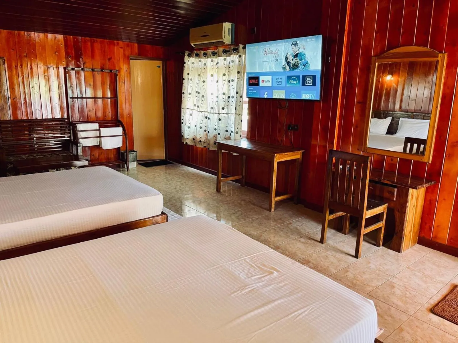 Bed in Anandas Beach Resort