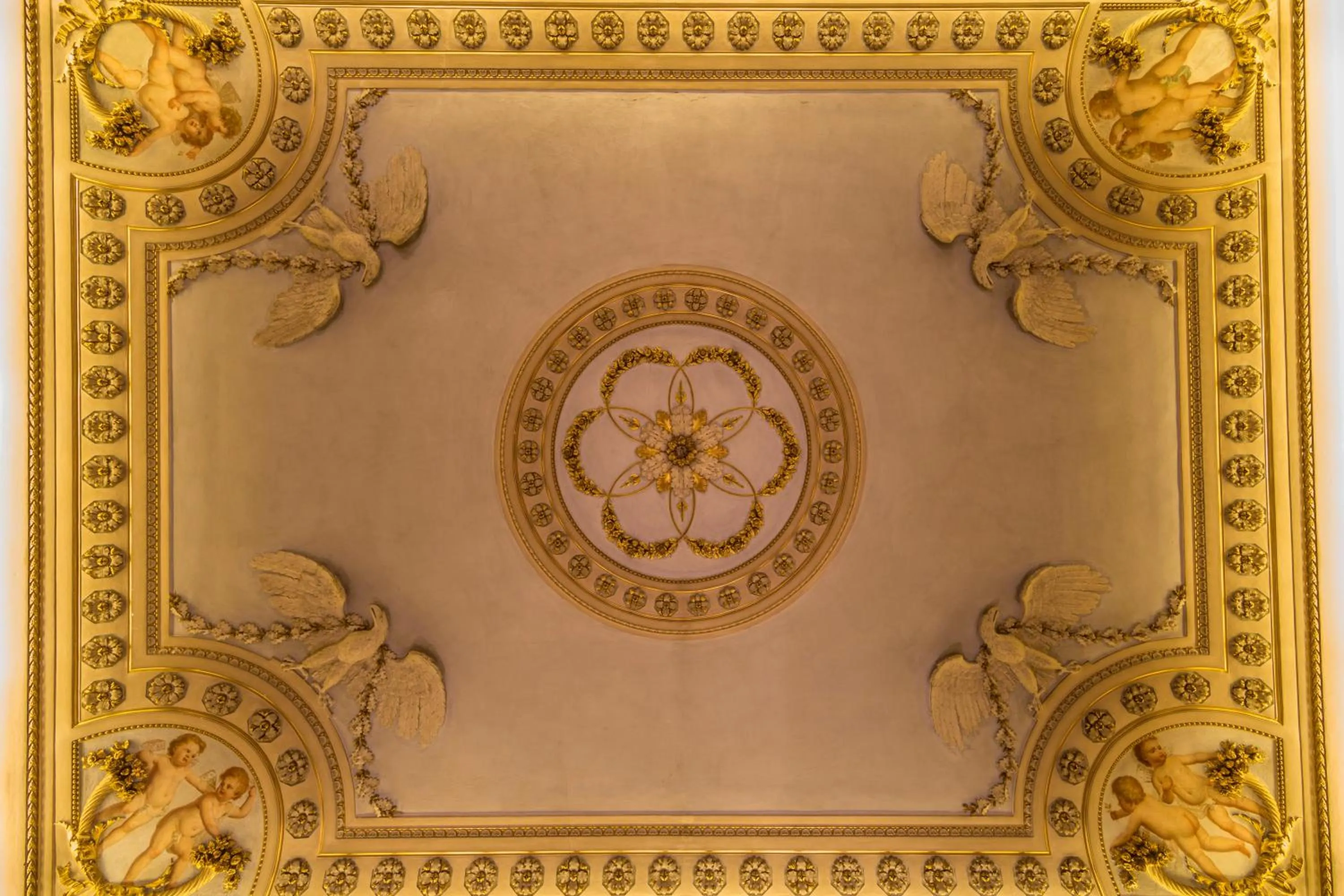 Decorative detail in Palazzo Guicciardini