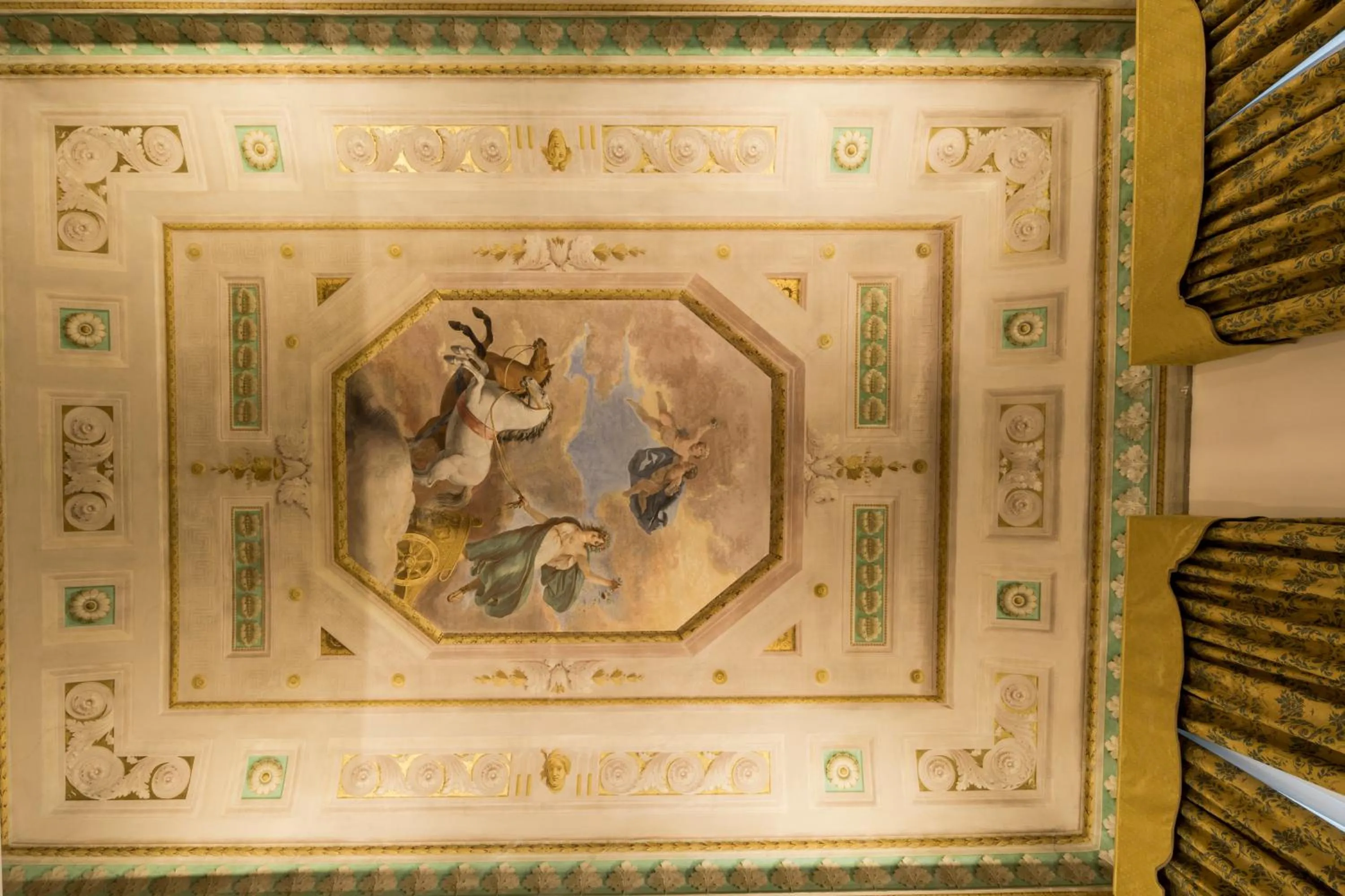 Decorative detail in Palazzo Guicciardini