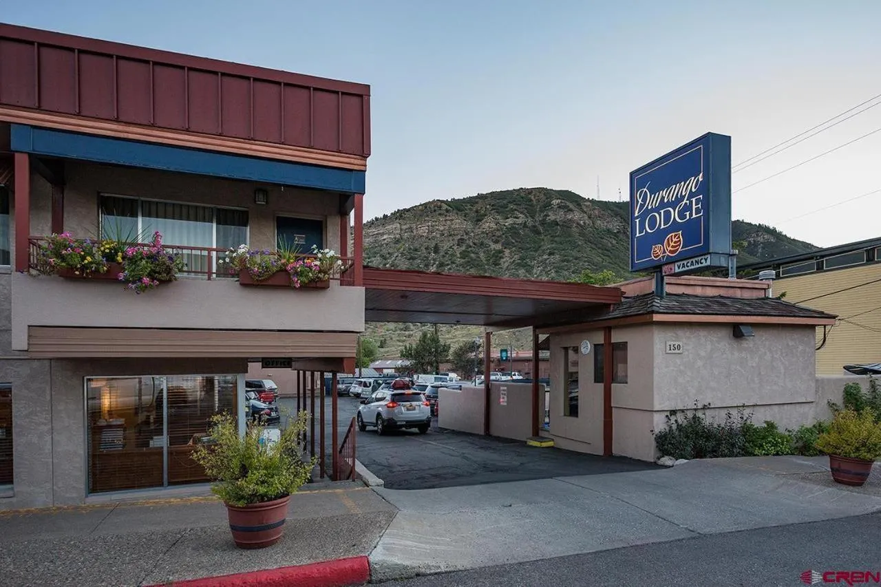 Property building in The Durango Lodge