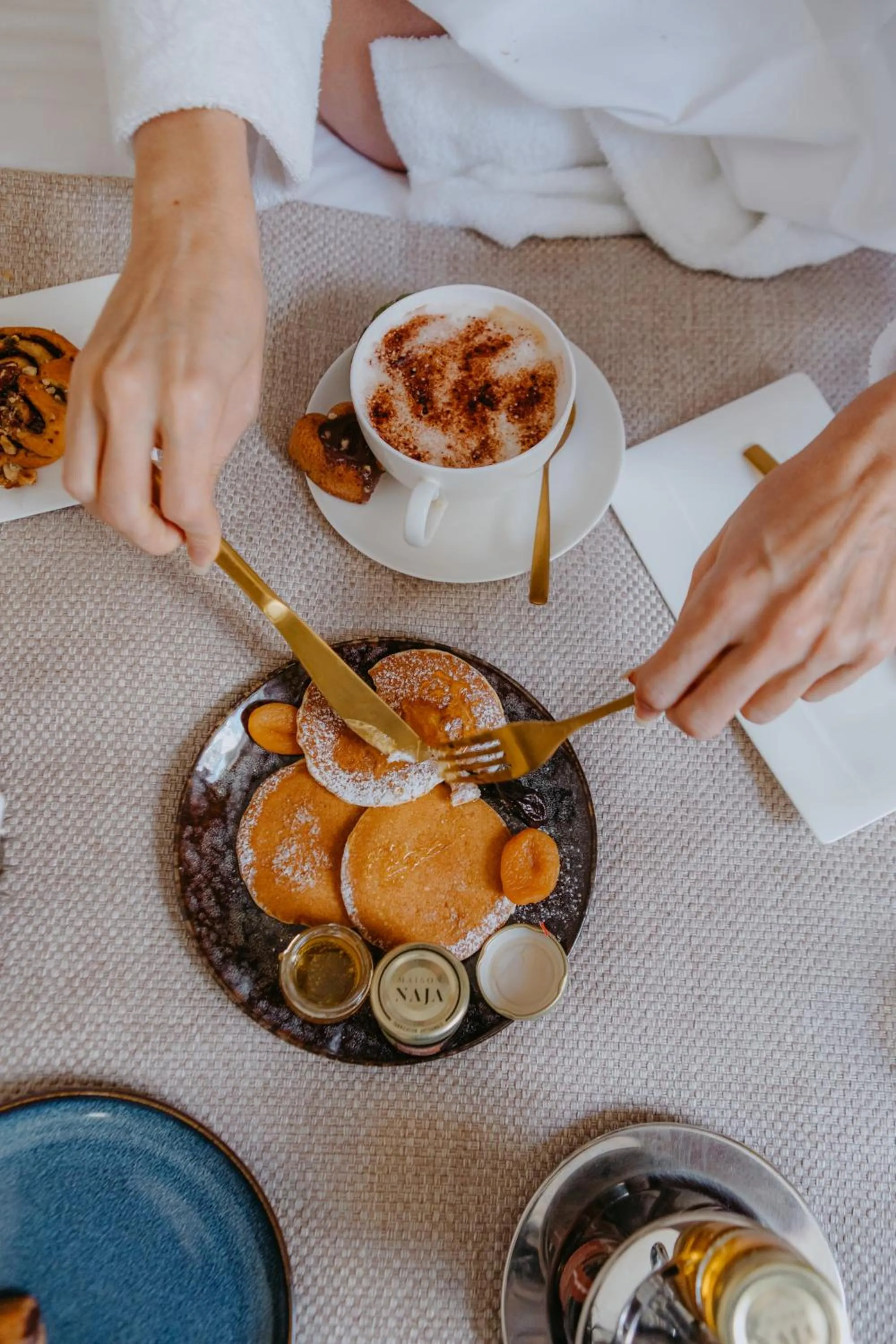 Breakfast in Hotel Dupond-Smith