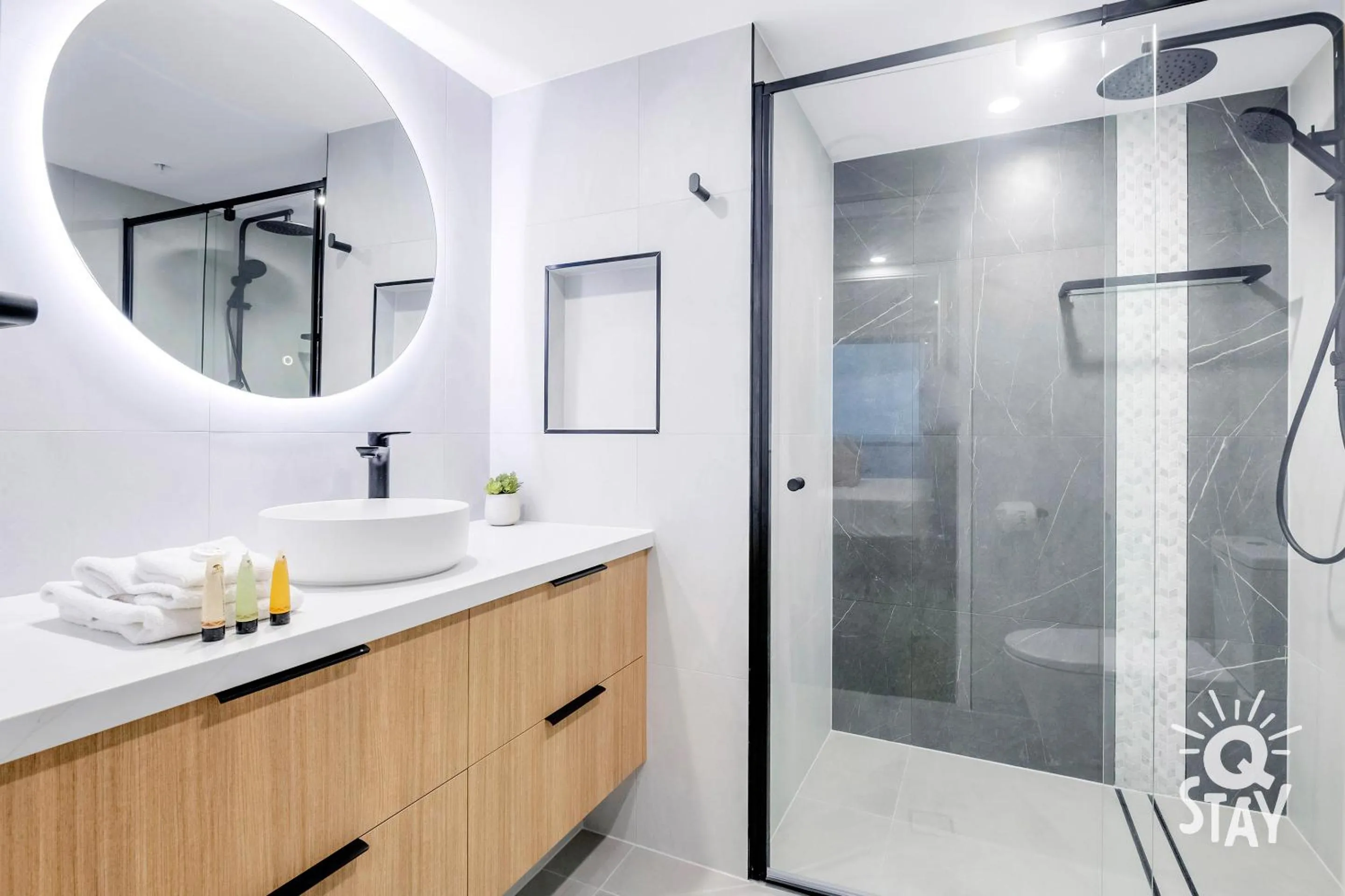 Toilet in Chevron Renaissance by Vaun