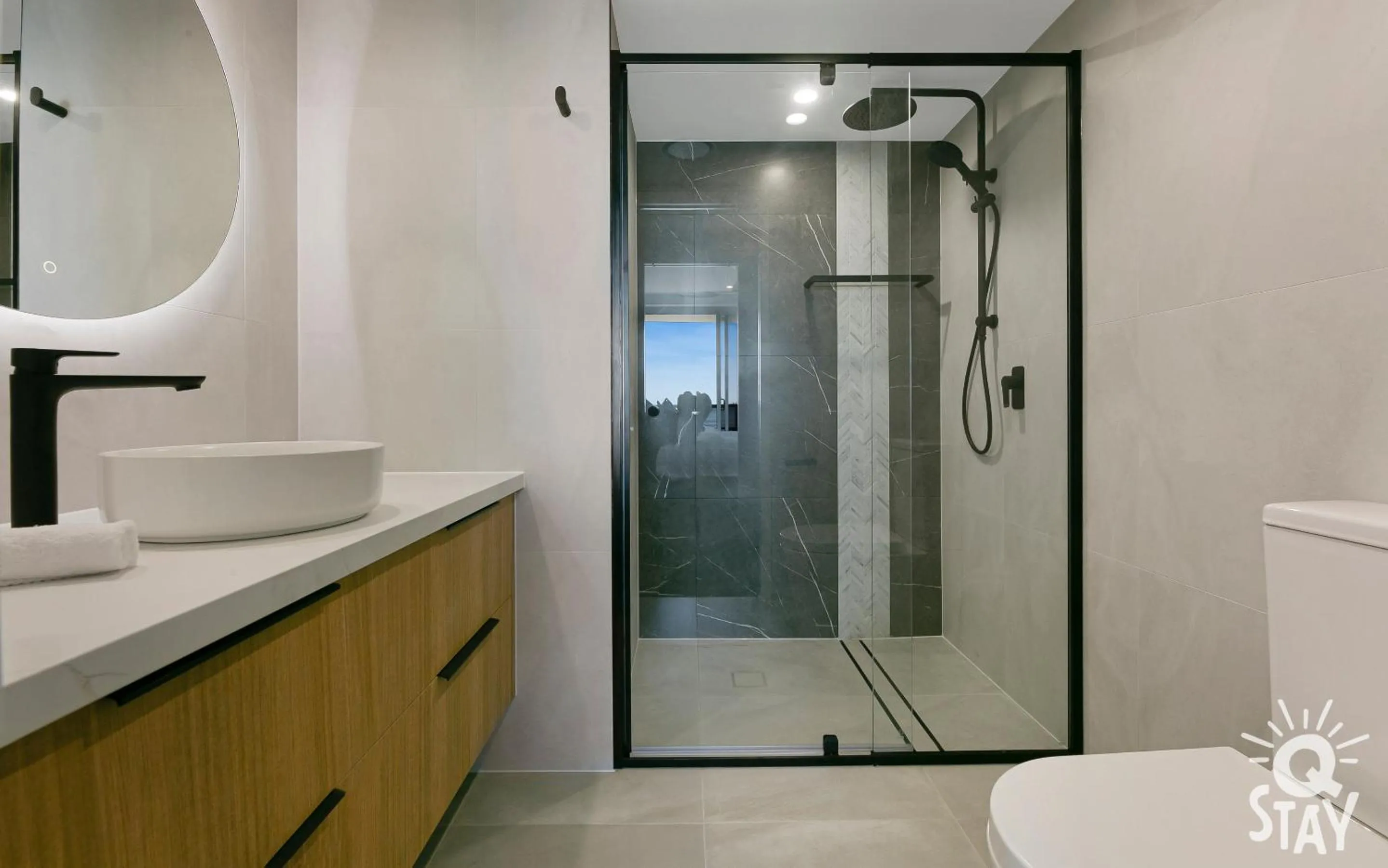 Bathroom in Chevron Renaissance by Vaun