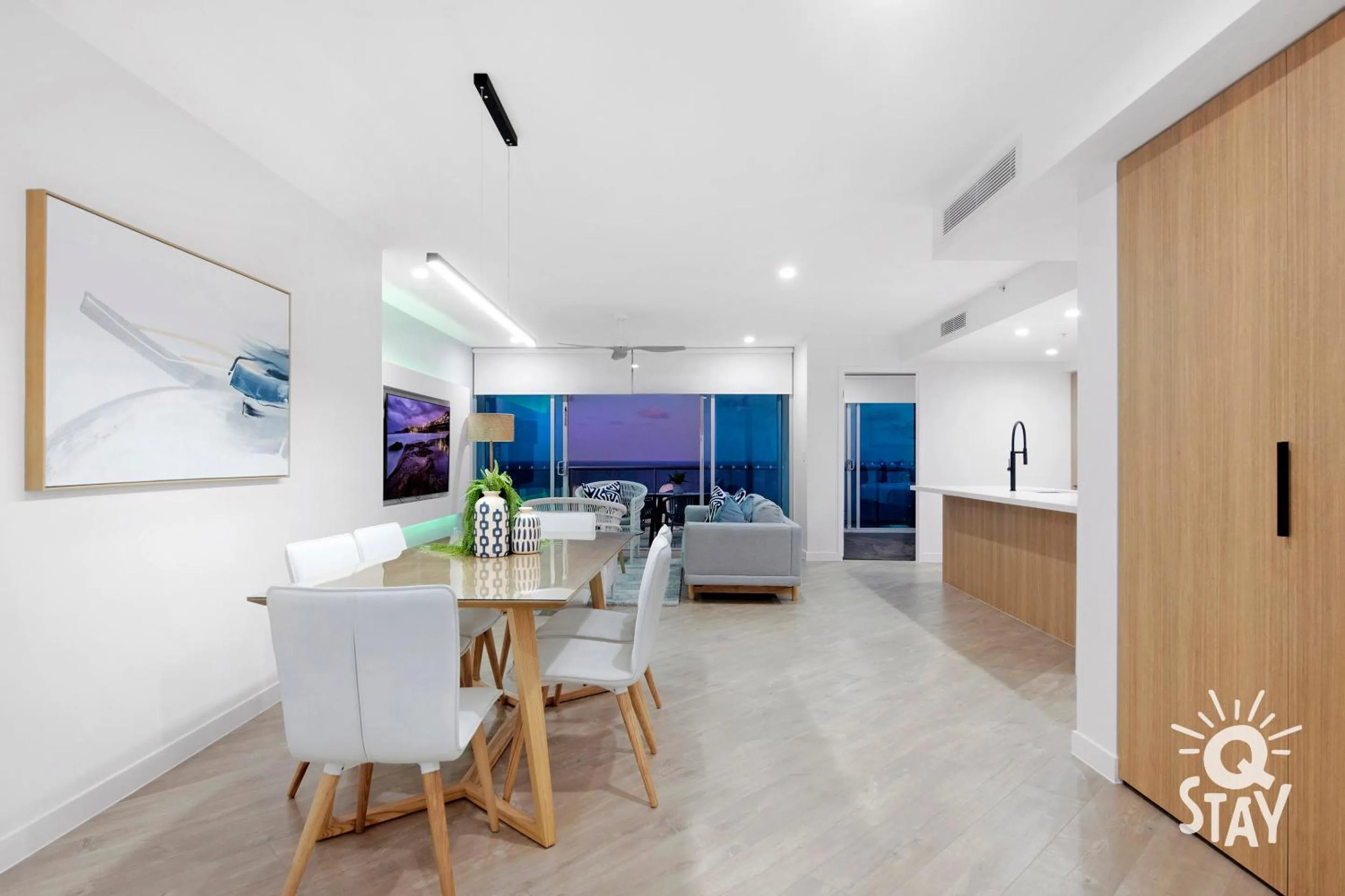 Seating area in Chevron Renaissance by Vaun