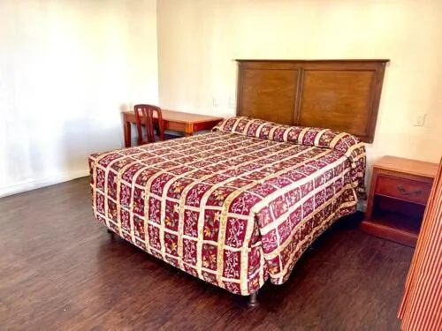 Bedroom in Border Motel